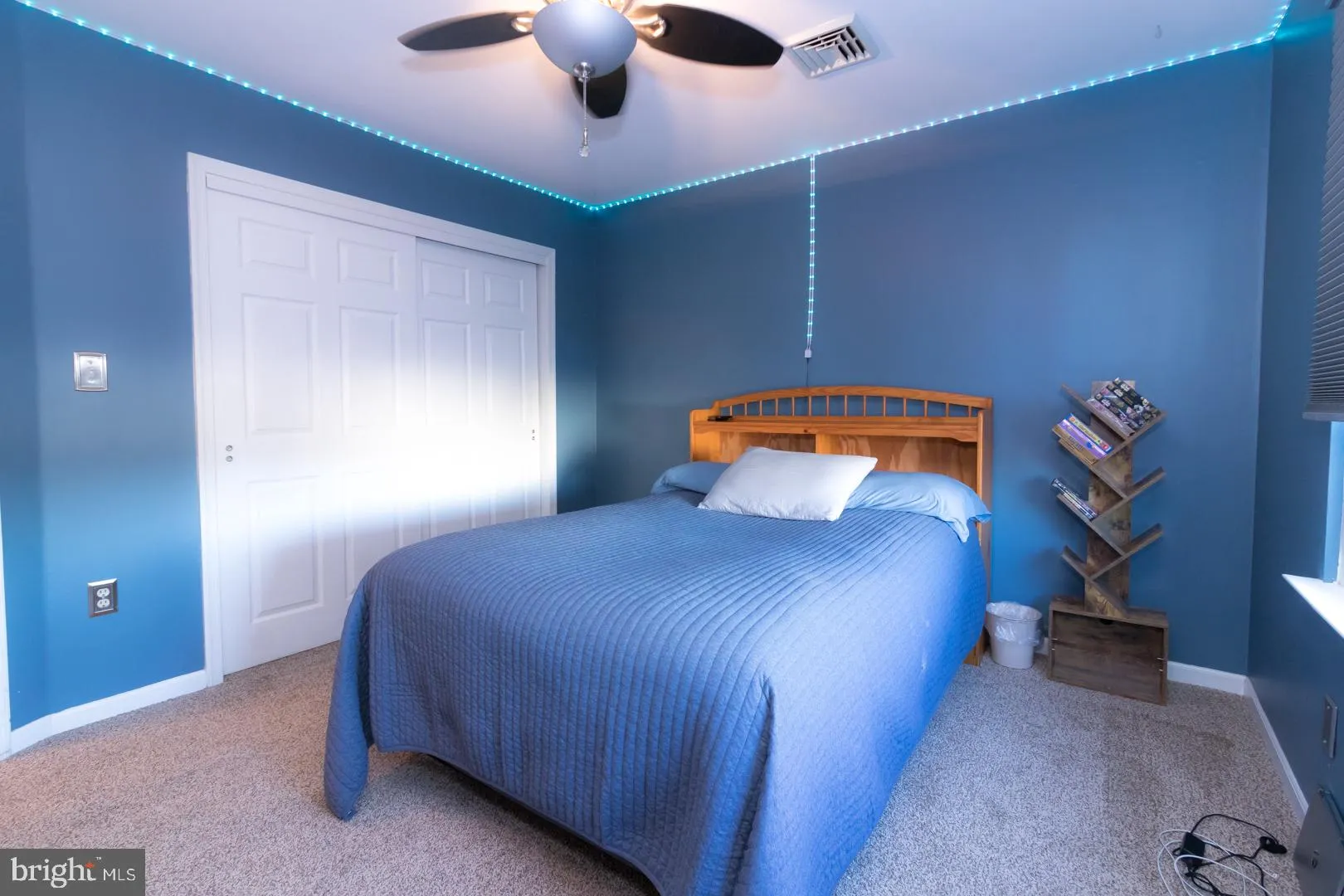 Hamilton, New Jersey 08690, United States, 4 Bedrooms Bedrooms, ,3 BathroomsBathrooms,Residential,Pending,26257