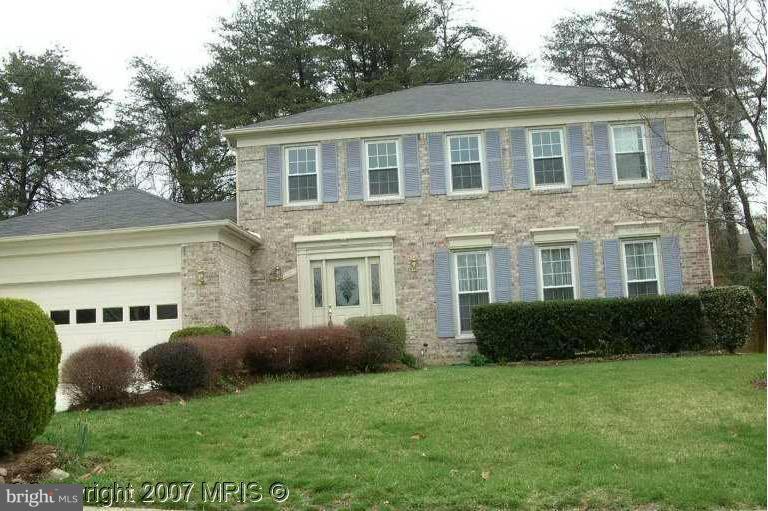 Sought after Dumont Oaks neighborhood, gleaming grand colonial with granite, and two car garage. New floors, brand new washer, dryer, and new stainless steel fridge, Four bedrooms,3.5 bath, two dens and a full finished basement for entertaining. Large deck with private fenced lot. Close to 95, 495, 29 and minutes to downtown Silver Spring. Ride On and Metro bus service within walking distance.