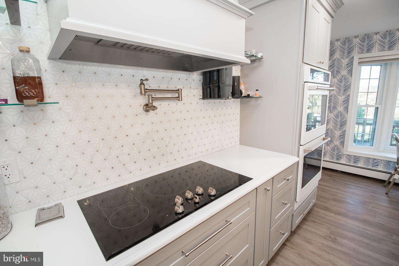 PORT TOBACCO SHORES - Residential