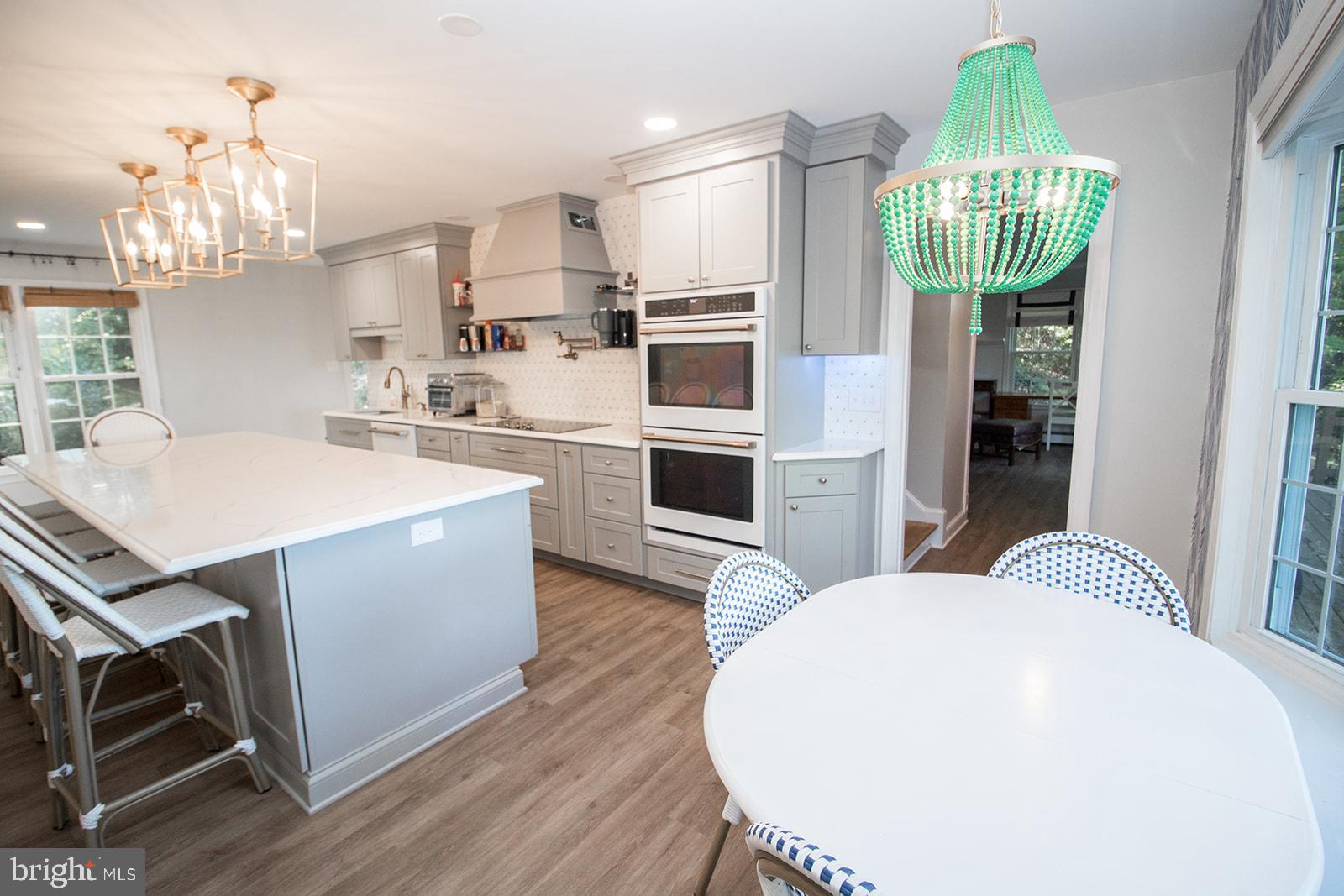 PORT TOBACCO SHORES - Residential