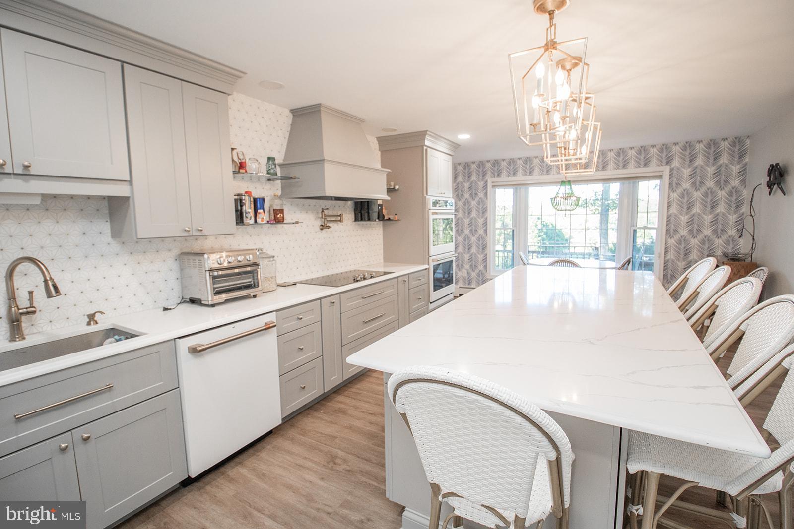 PORT TOBACCO SHORES - Residential