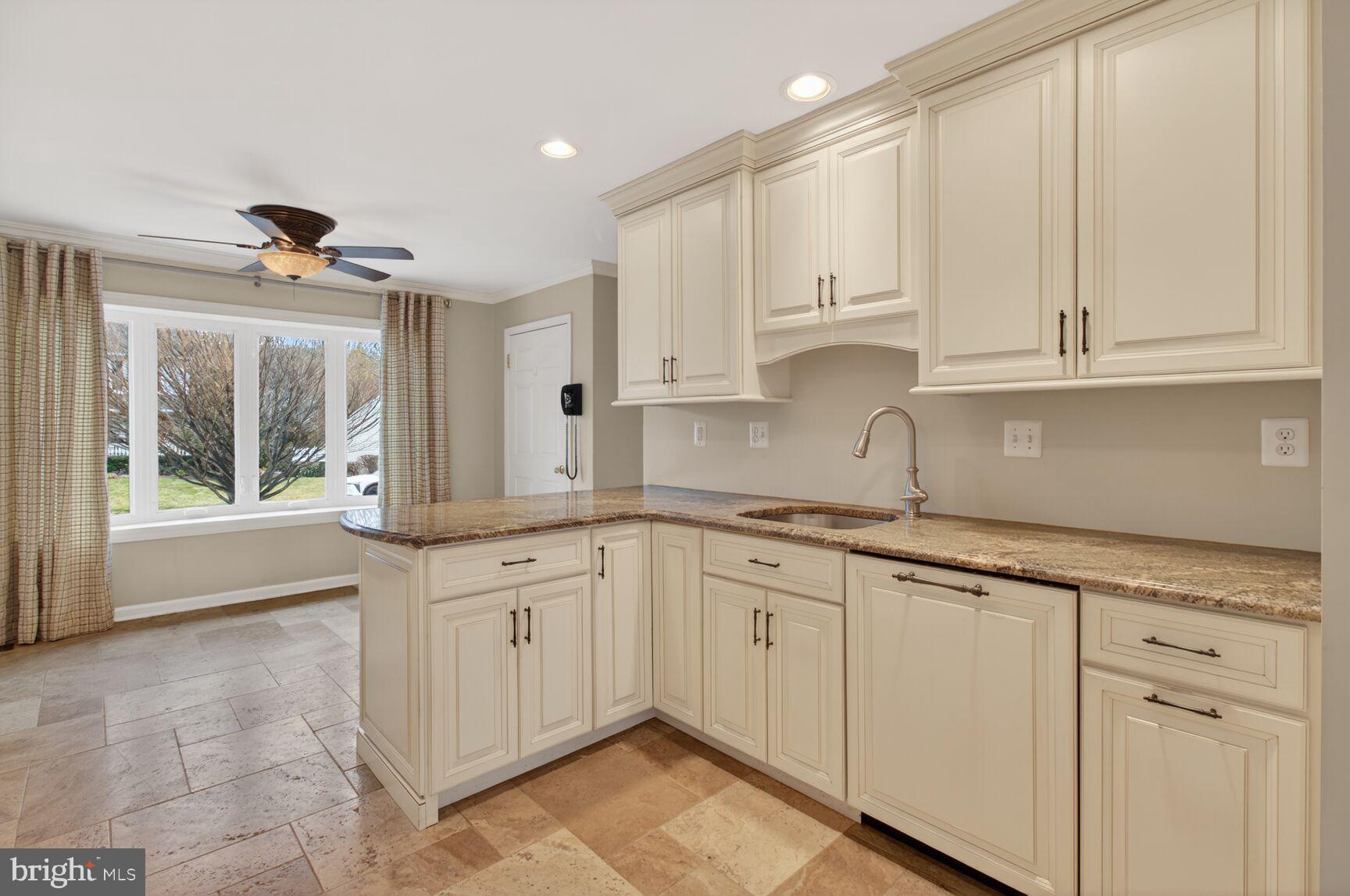 CLIPPER HILL ESTATES - Residential