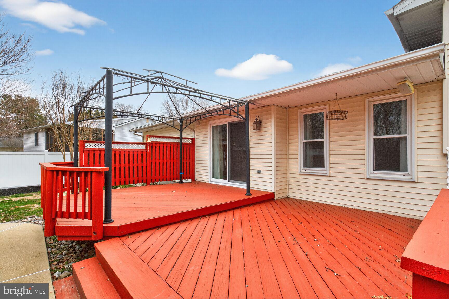 CLIPPER HILL ESTATES - Residential