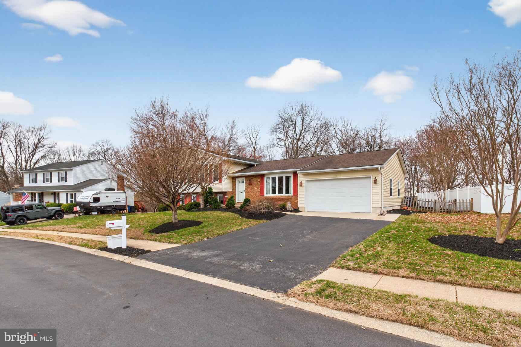 CLIPPER HILL ESTATES - Residential