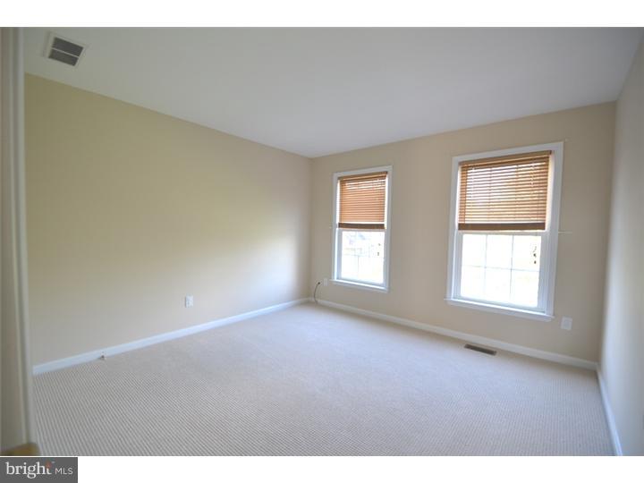 SUNNYBROOK - Residential