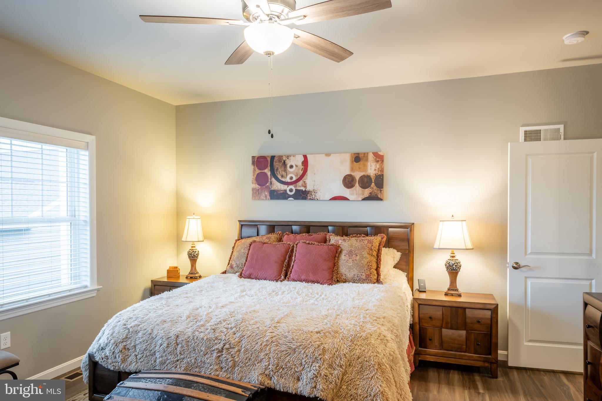 STONEY BROOK - Residential