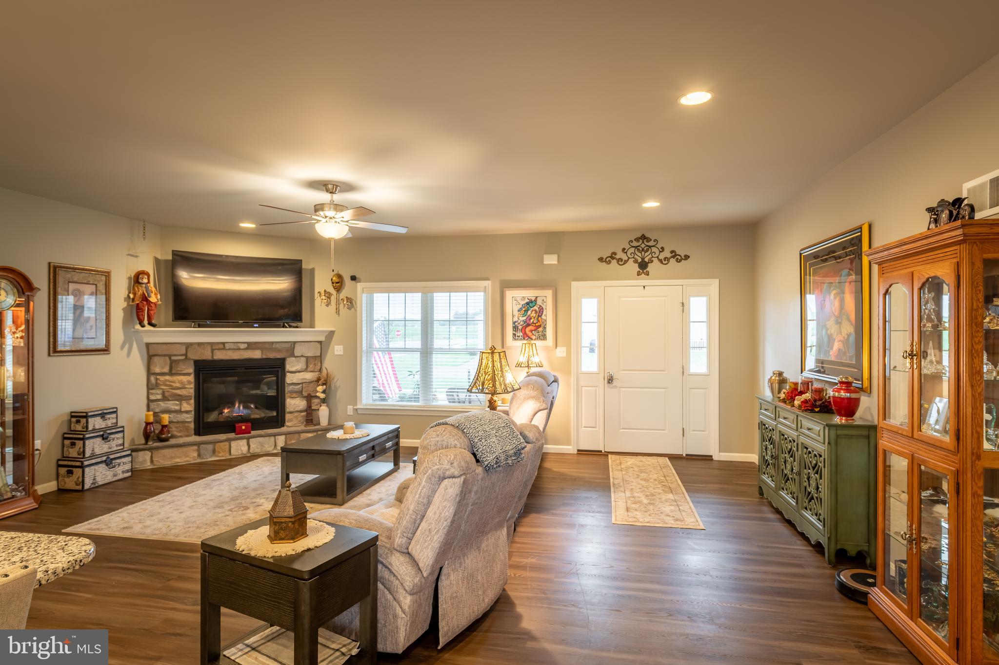 STONEY BROOK - Residential