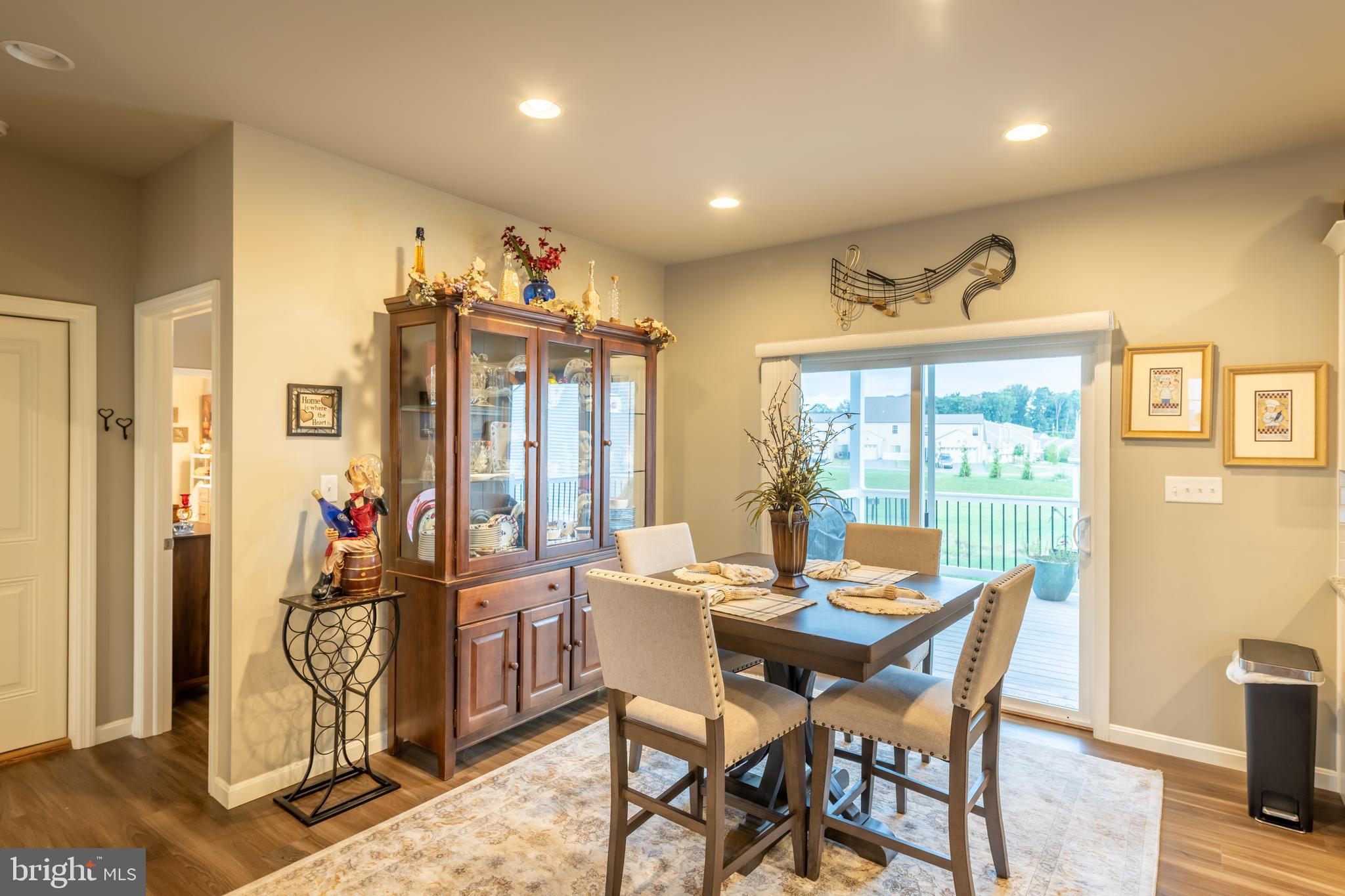 STONEY BROOK - Residential