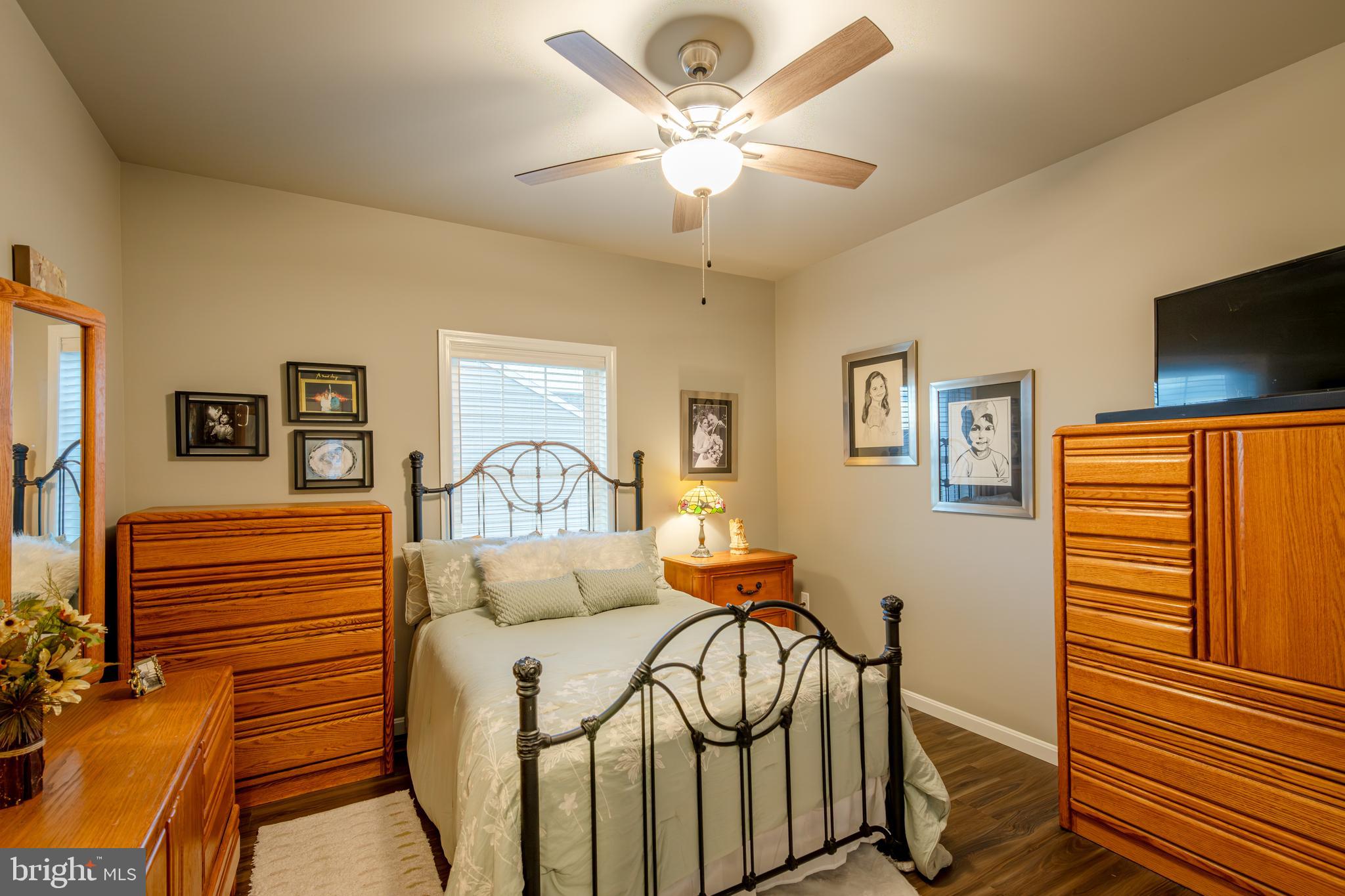 STONEY BROOK - Residential