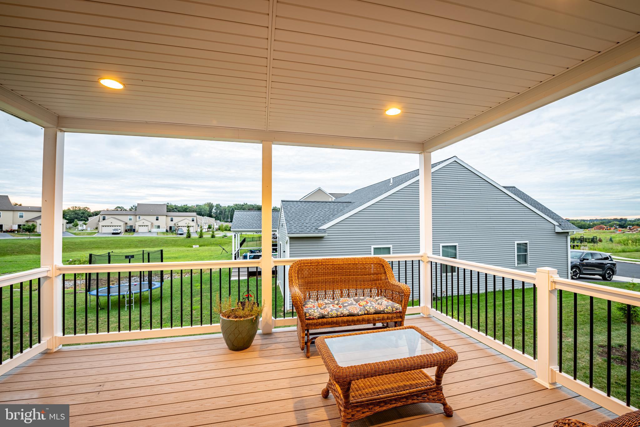 STONEY BROOK - Residential