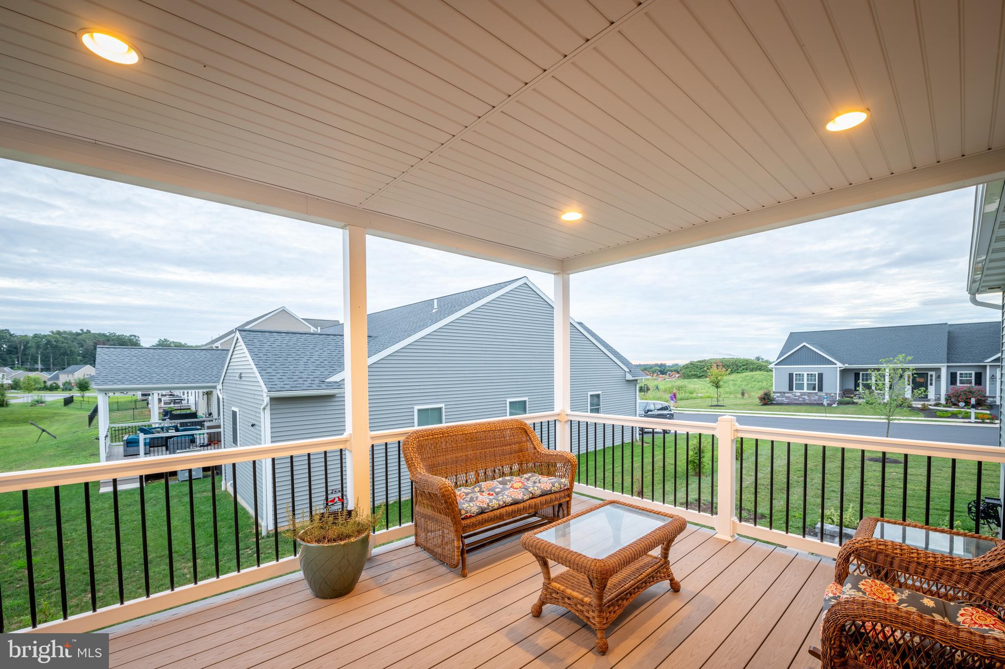 STONEY BROOK - Residential