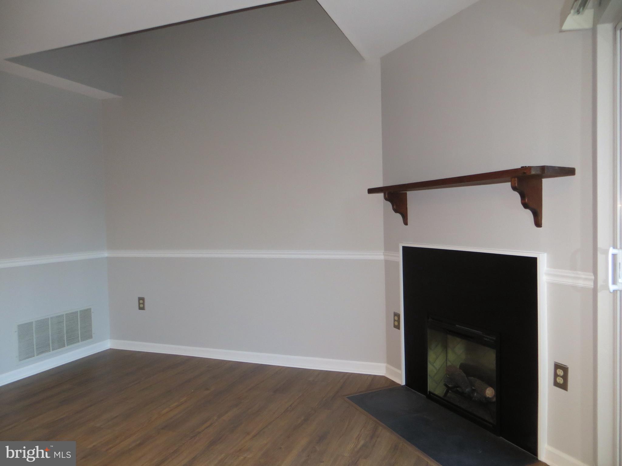 STUART CREEK FARMS - Residential Lease