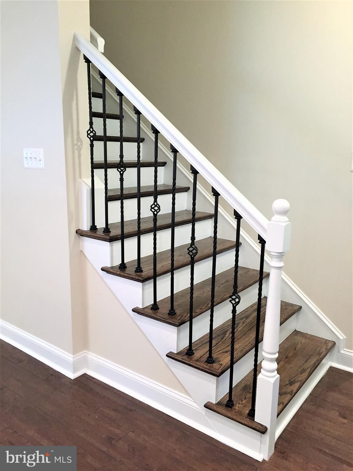 WOODSIDE - Residential