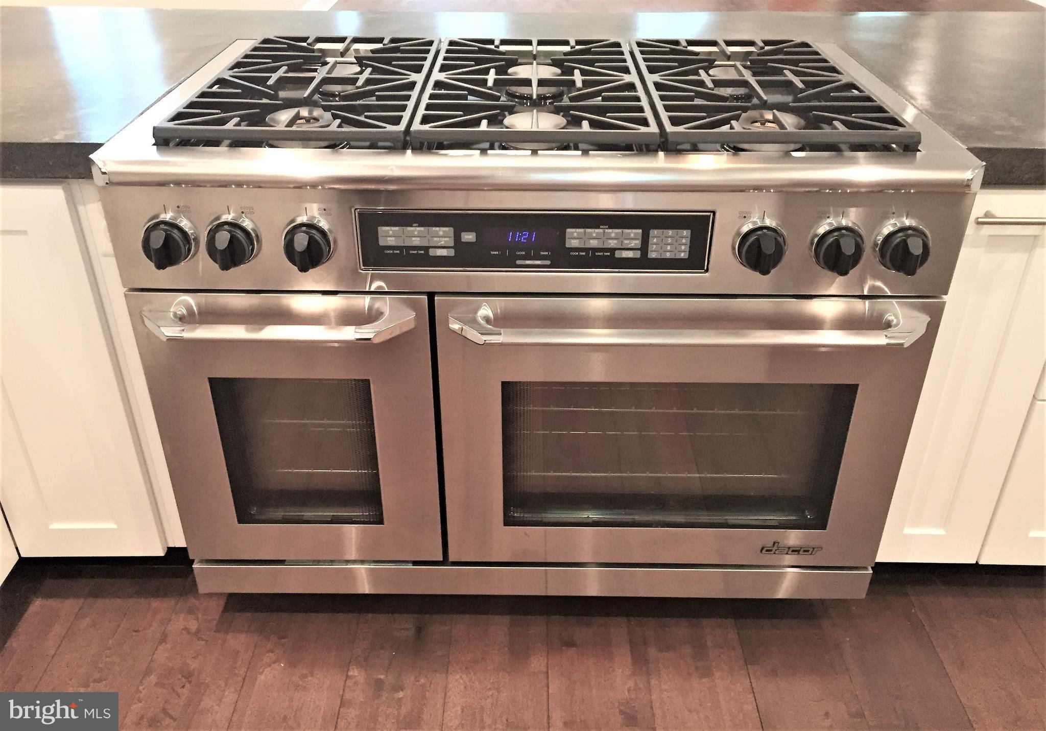 WOODSIDE - Residential