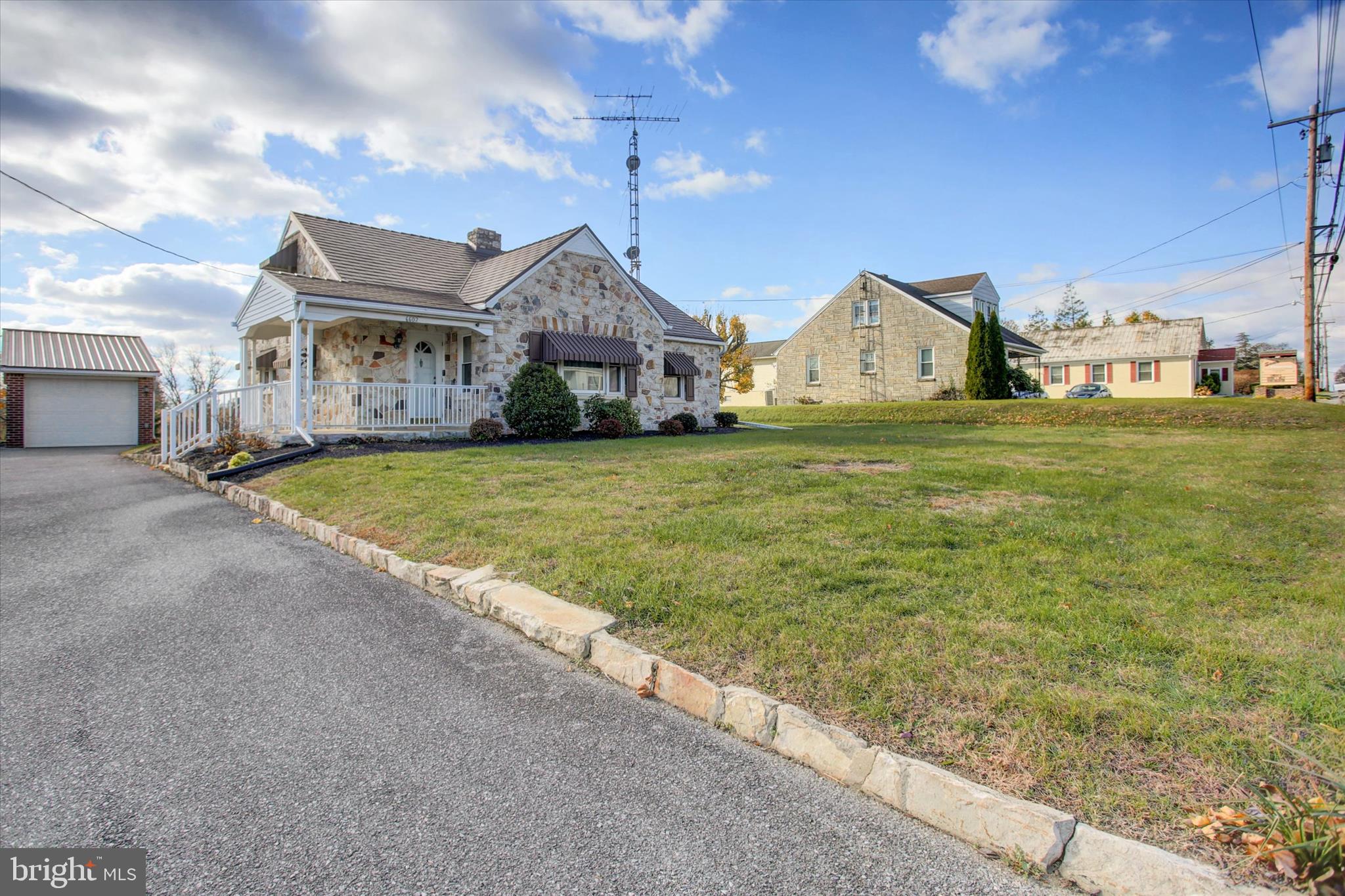 6602 LINCOLN WAY WEST