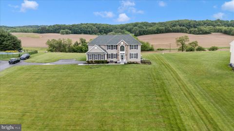 Homes For Sale - 9855 Mckinstry Mill Road<br/> Frederick County, NEW WINDSOR, MD 21776