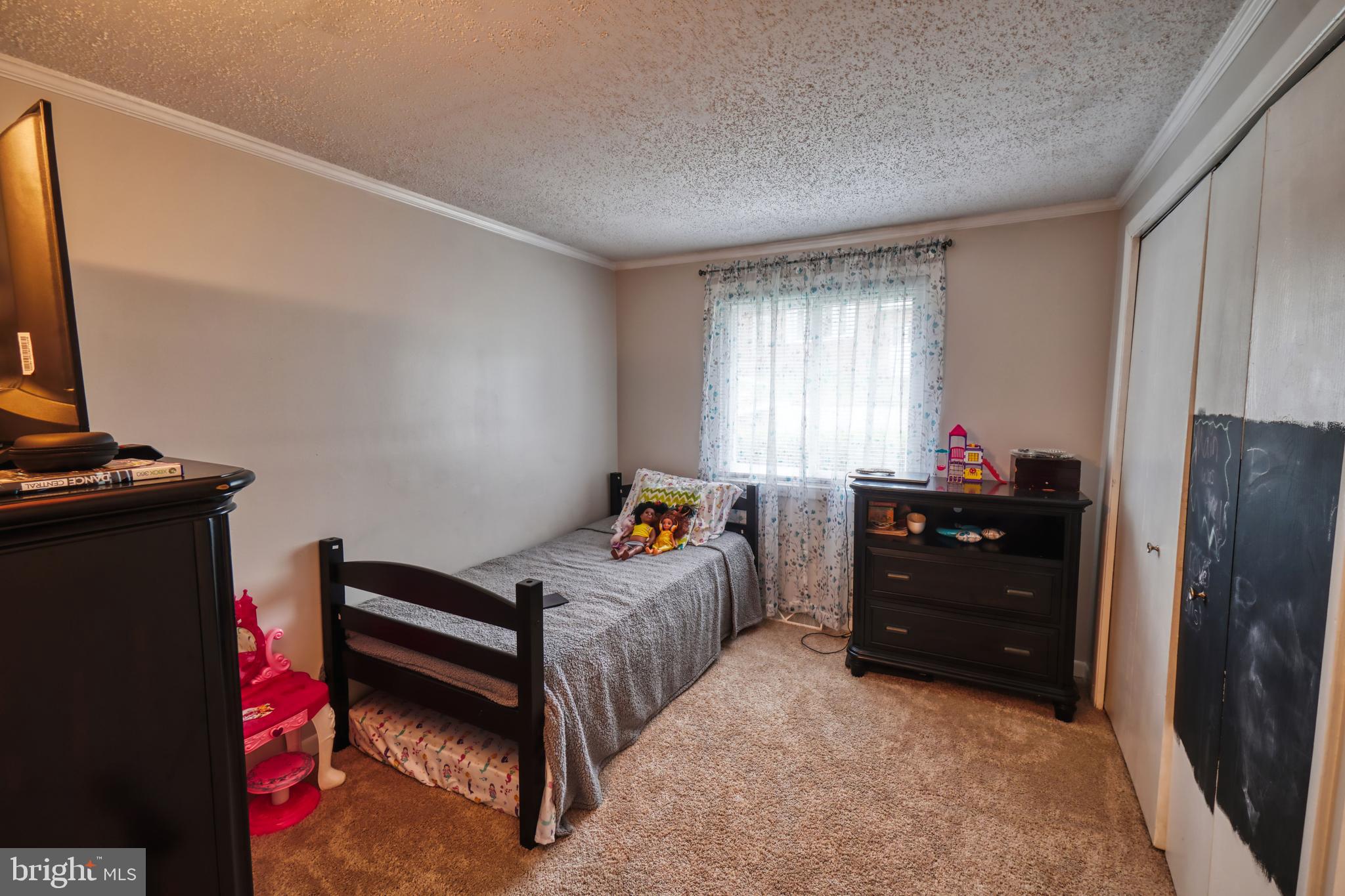 RUSSLERS ROOST - Residential