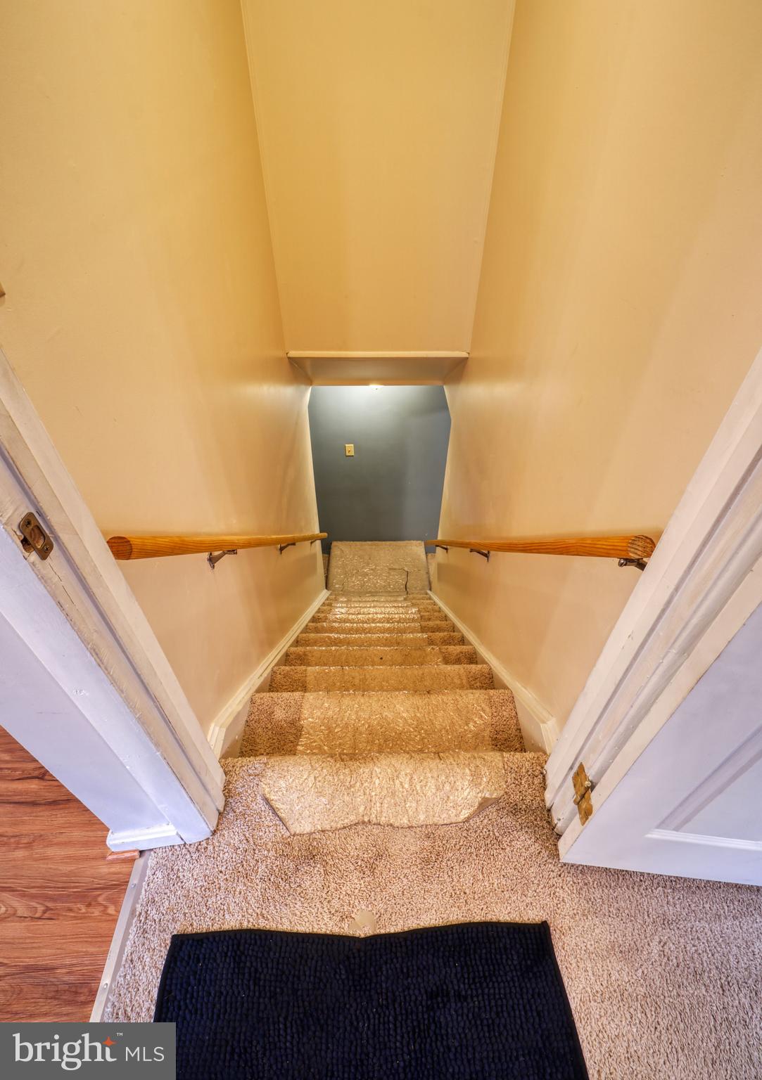 RUSSLERS ROOST - Residential