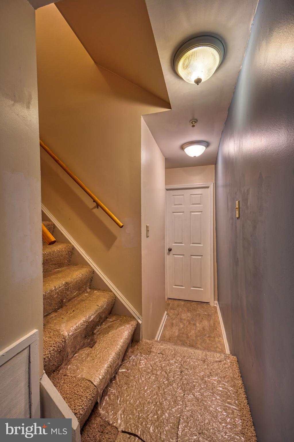 RUSSLERS ROOST - Residential