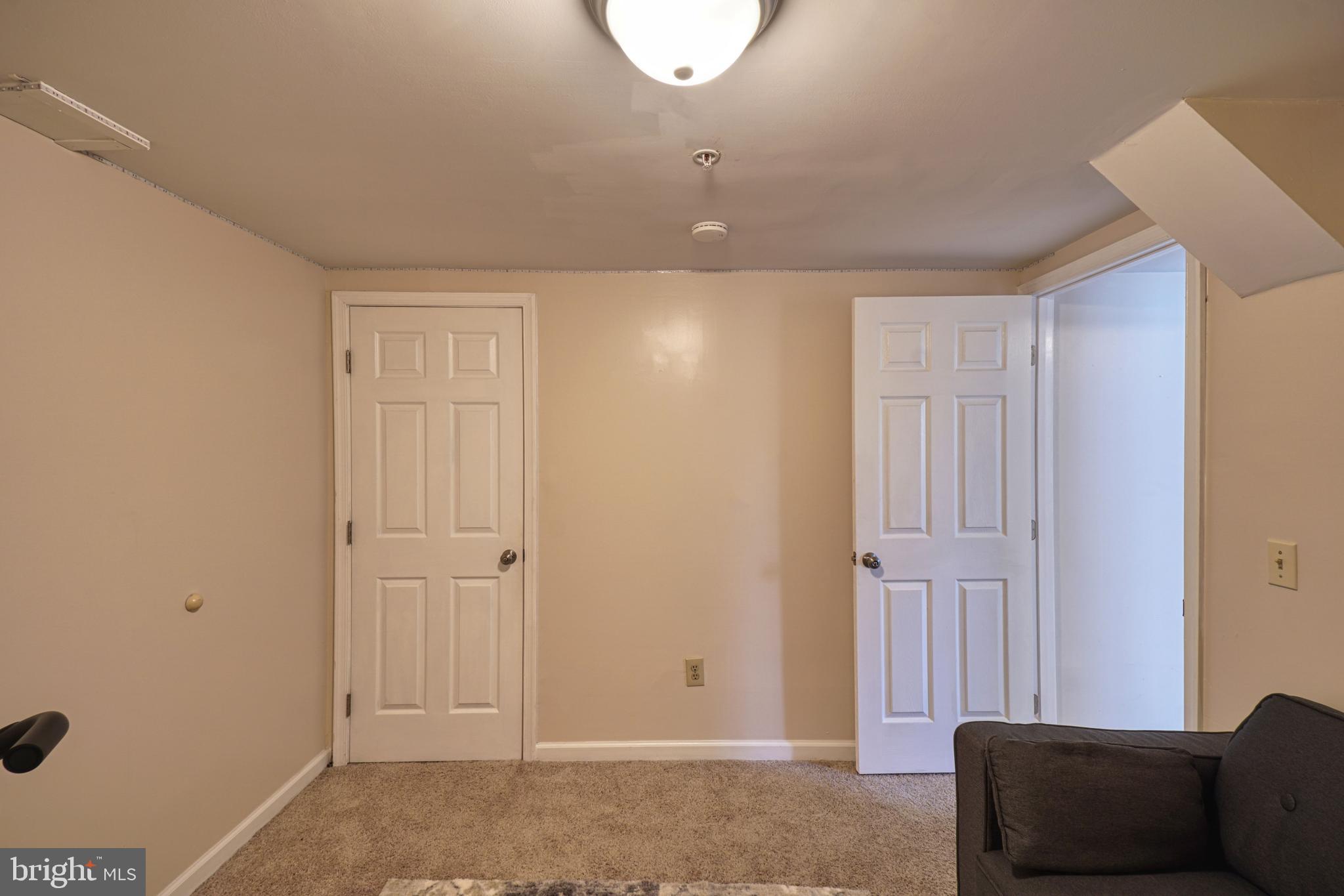 RUSSLERS ROOST - Residential