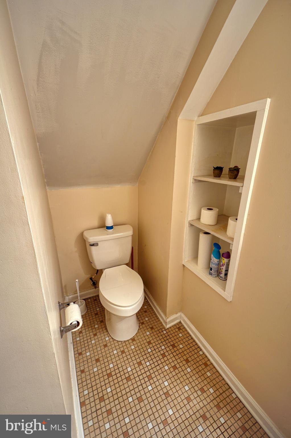 RUSSLERS ROOST - Residential