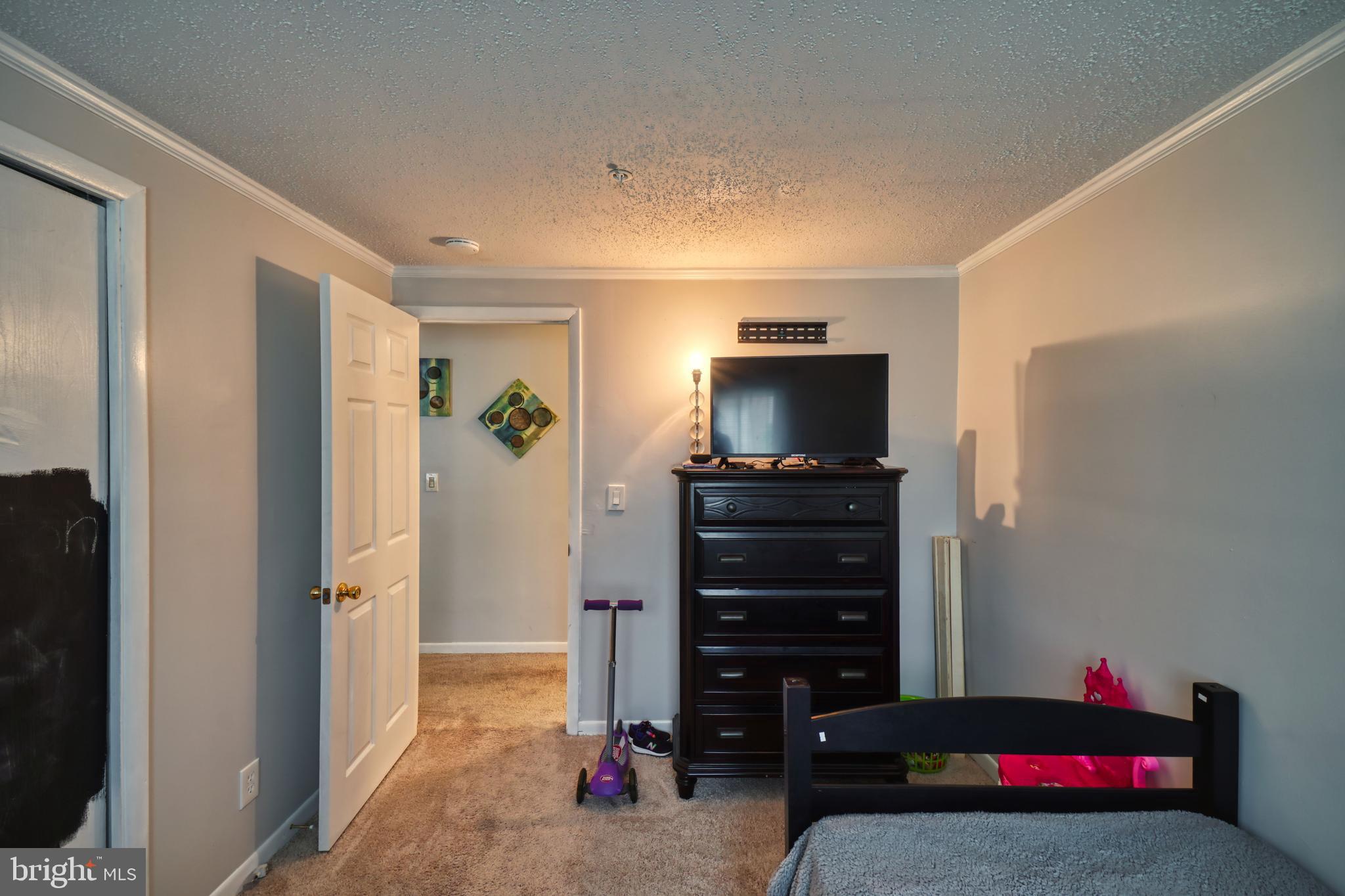 RUSSLERS ROOST - Residential