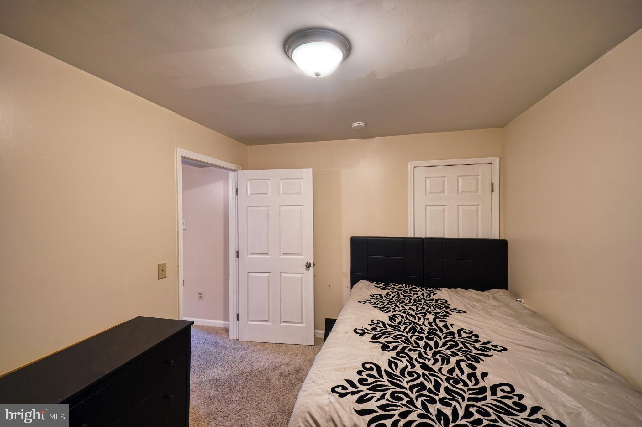 RUSSLERS ROOST - Residential