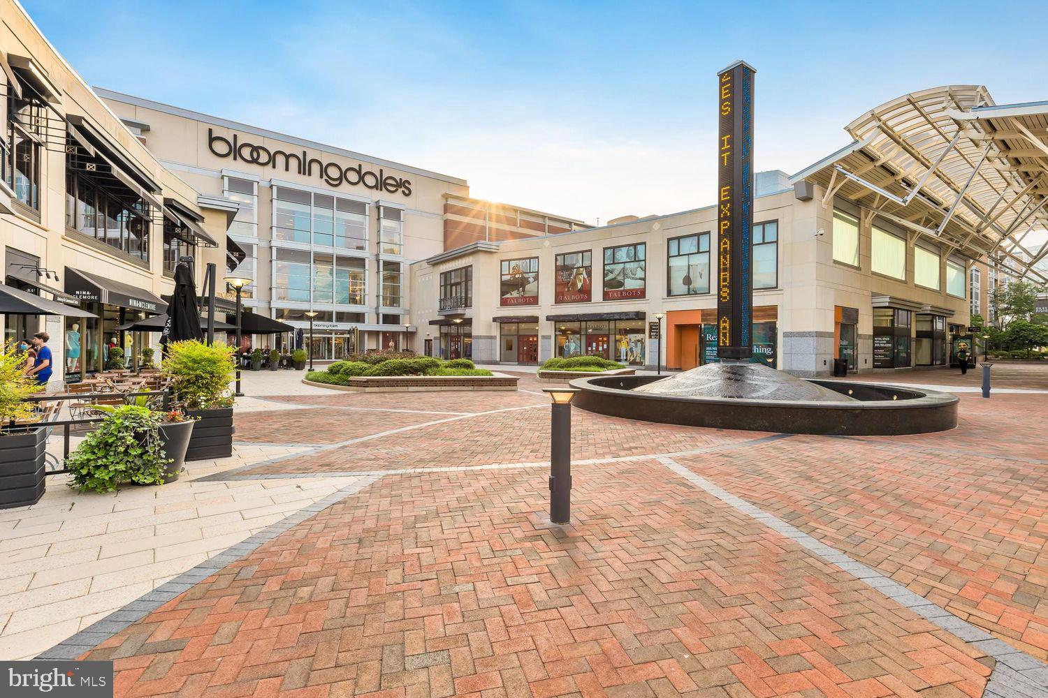 CHEVY CHASE VILLAGE - Residential