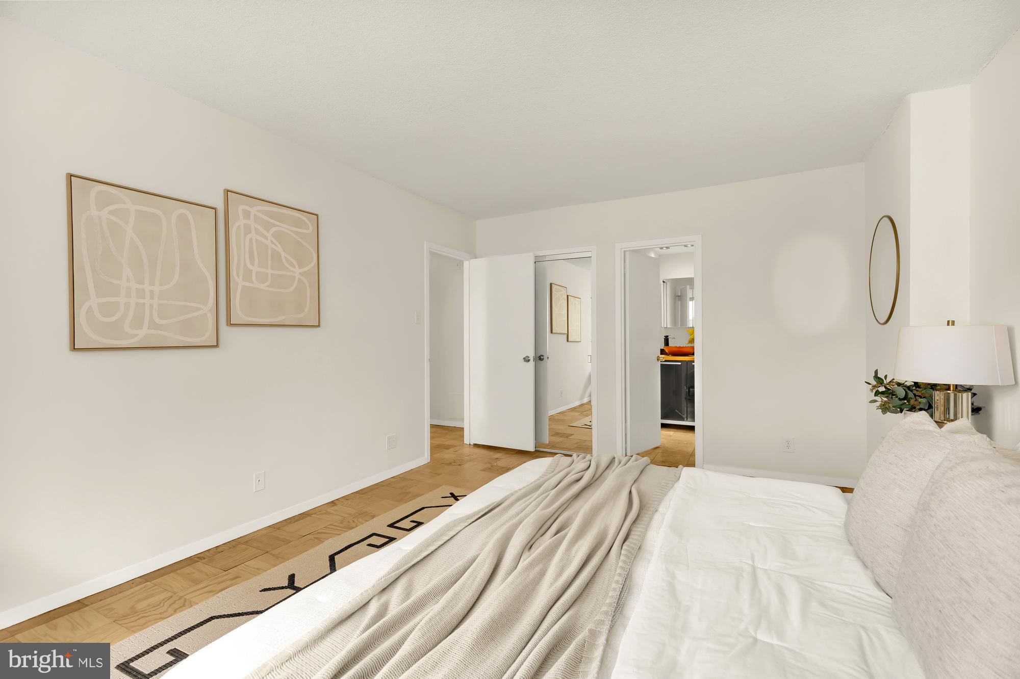 CHEVY CHASE VILLAGE - Residential