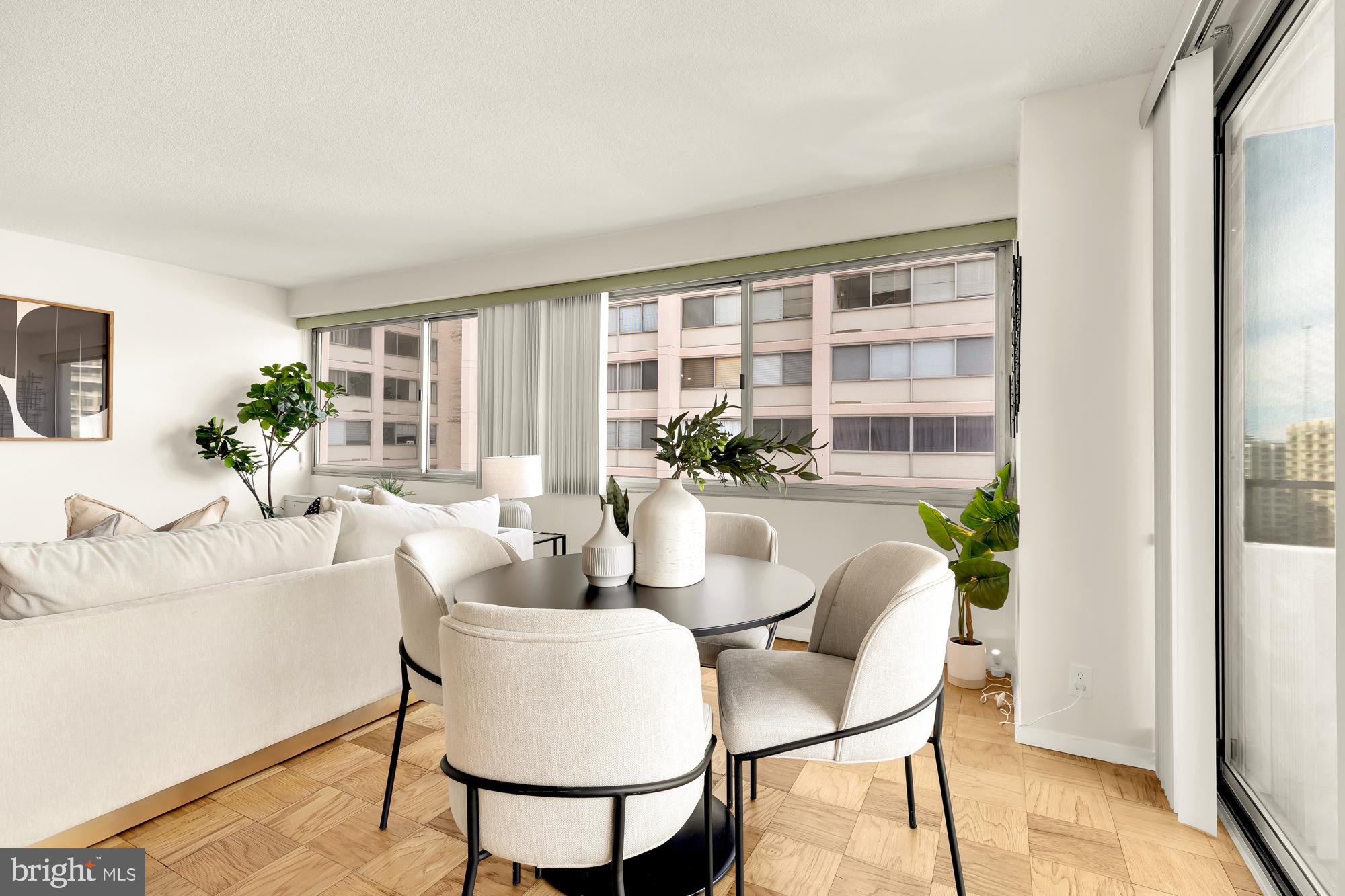 CHEVY CHASE VILLAGE - Residential