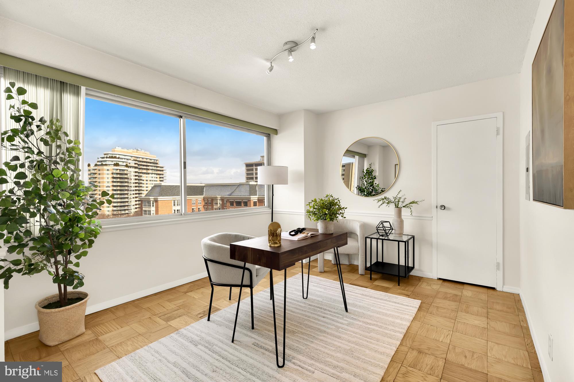 CHEVY CHASE VILLAGE - Residential