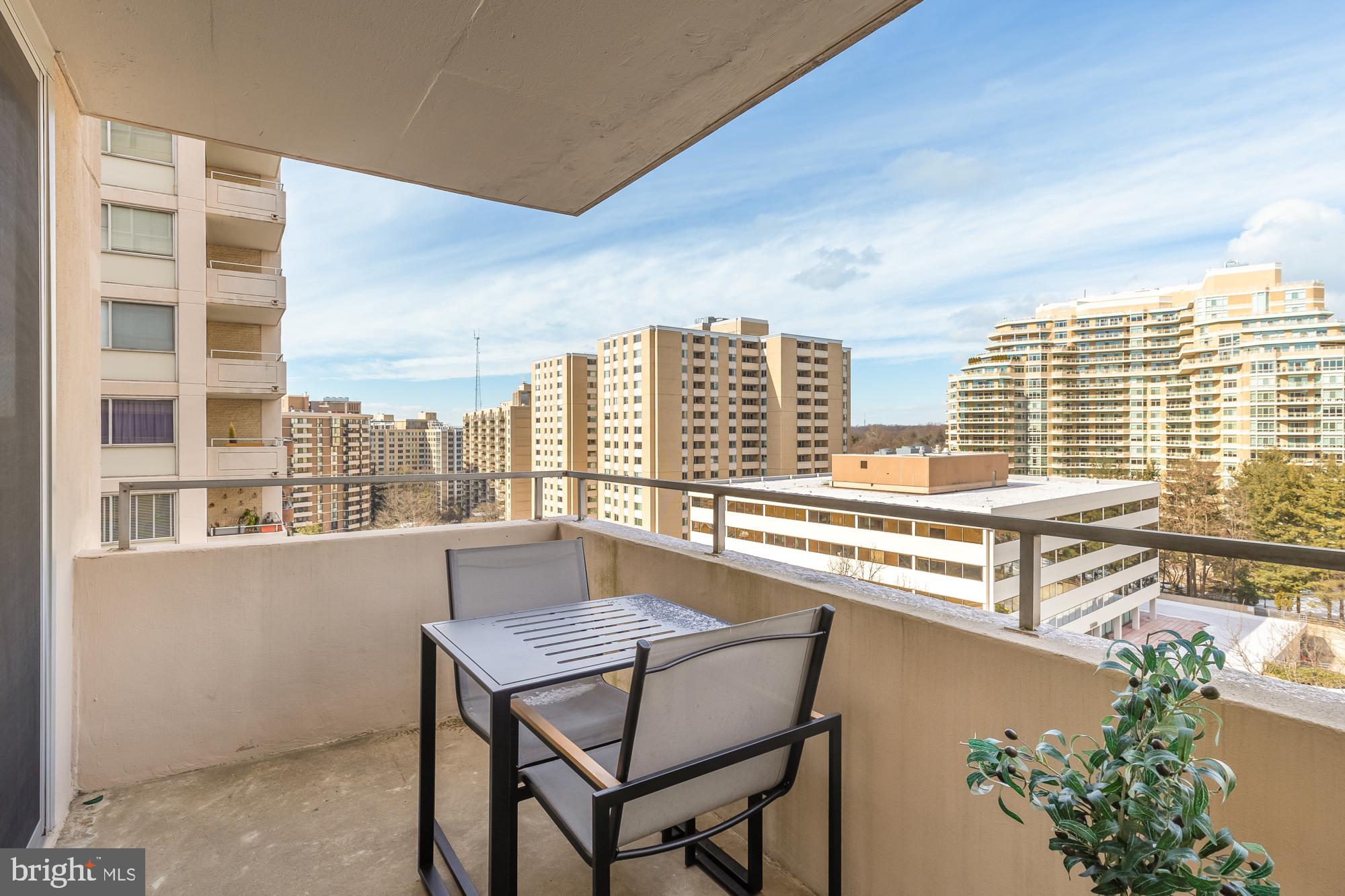 CHEVY CHASE VILLAGE - Residential