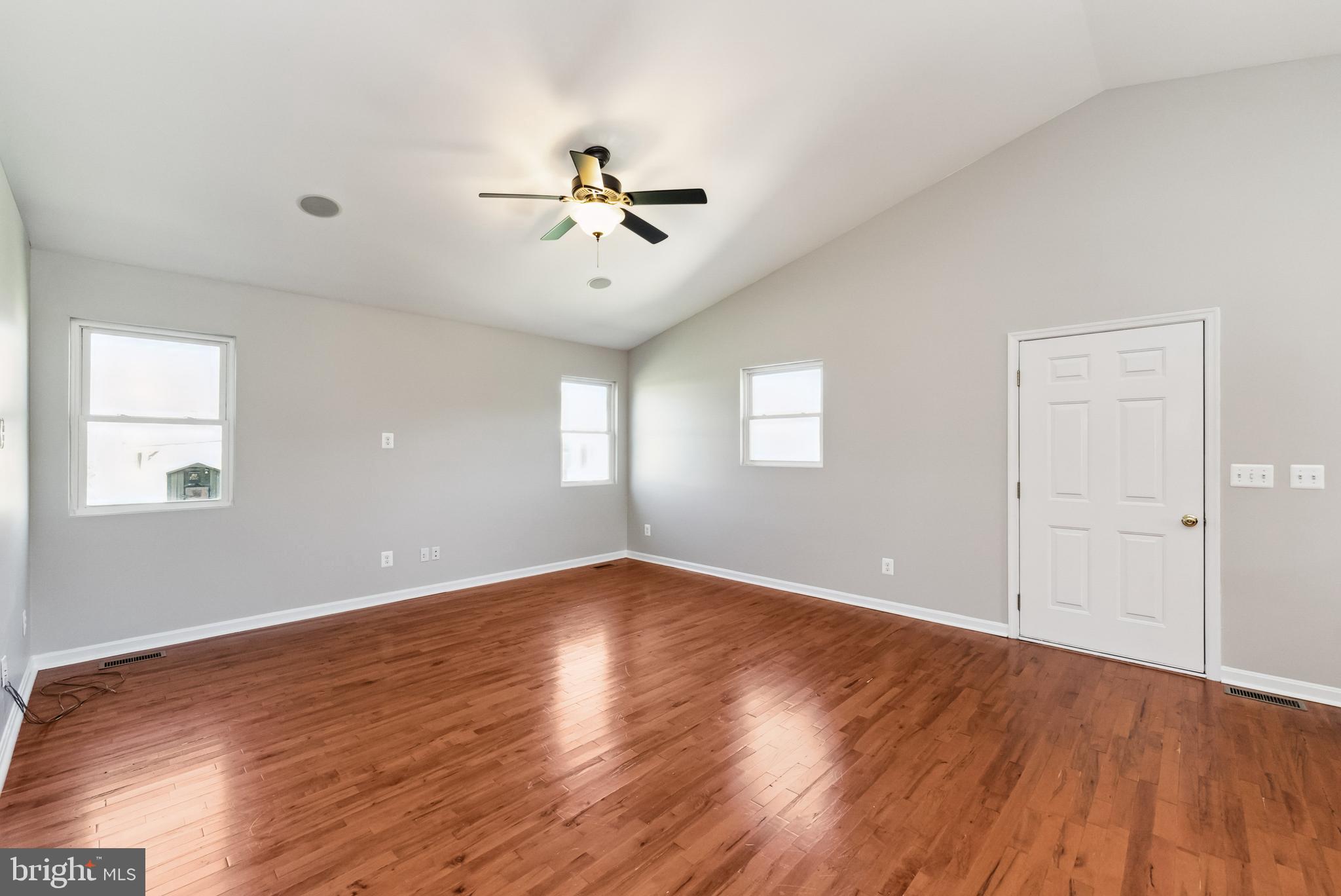 GOLDEN HILL ESTS - Residential