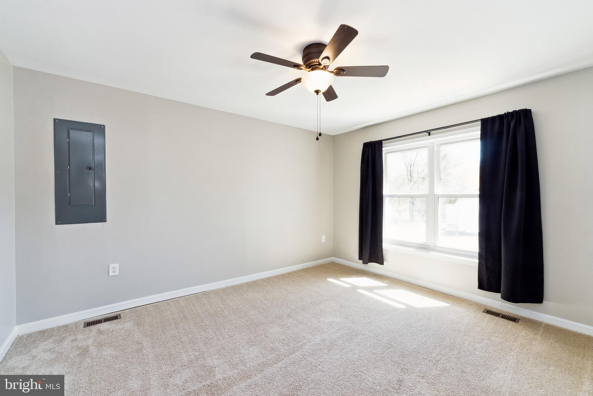 GOLDEN HILL ESTS - Residential