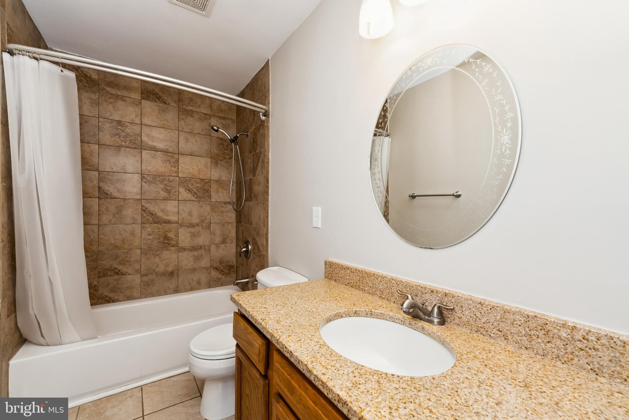 GOLDEN HILL ESTS - Residential