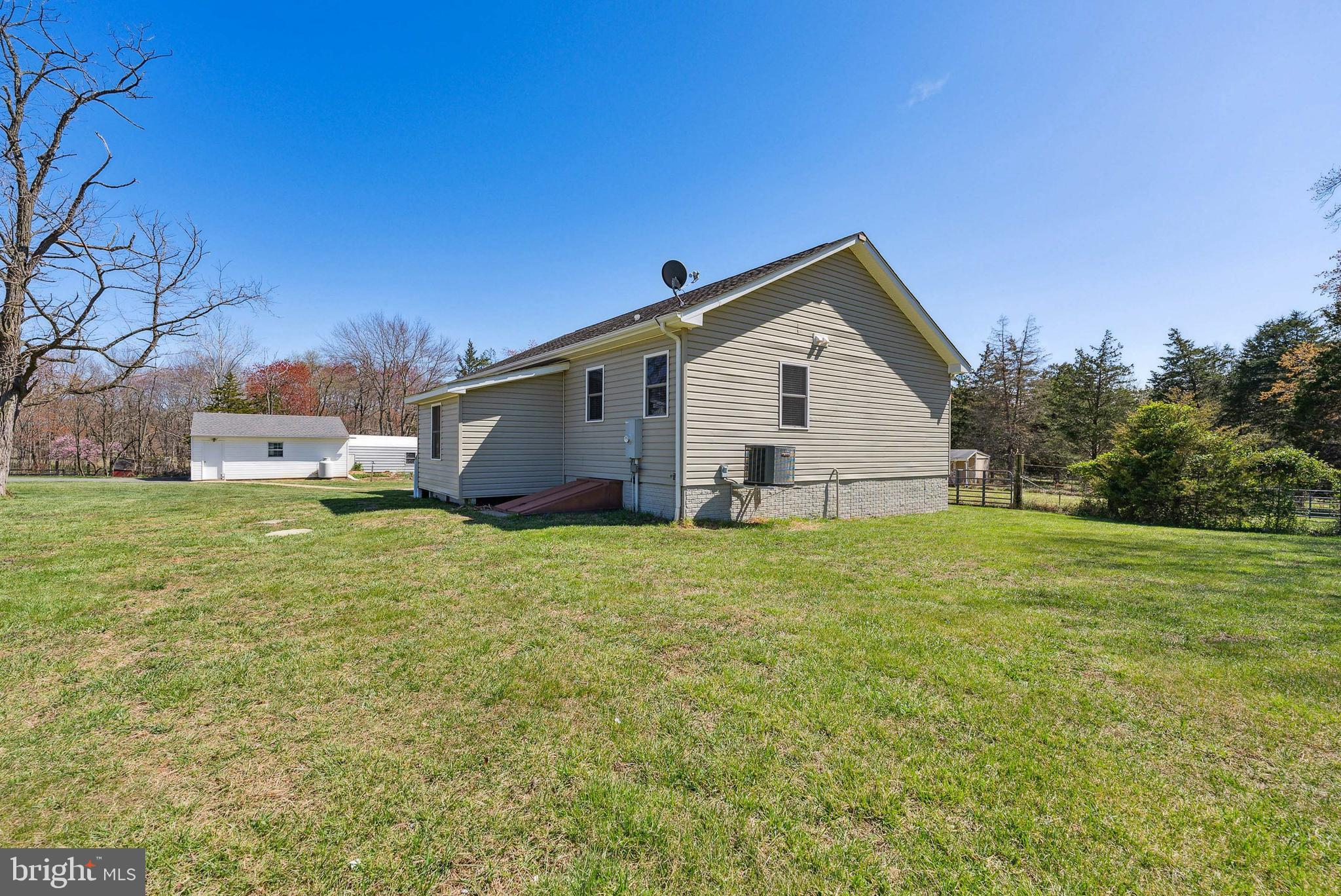 GOLDEN HILL ESTS - Residential