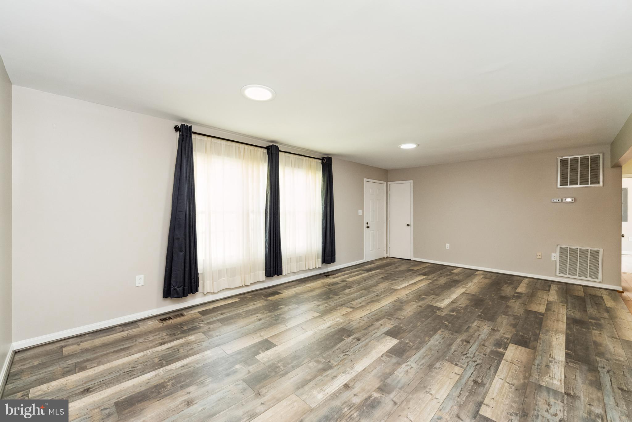 GOLDEN HILL ESTS - Residential