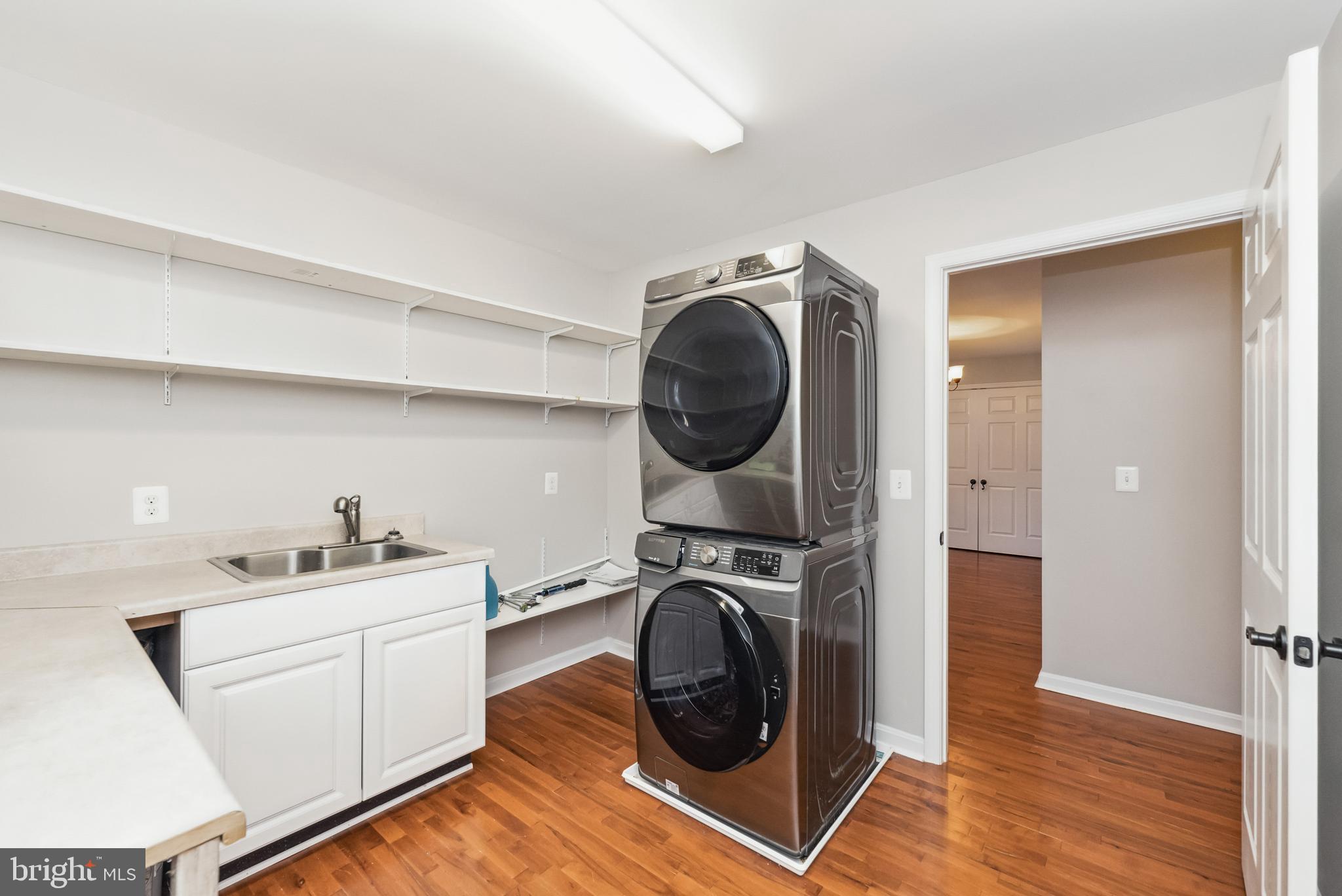 GOLDEN HILL ESTS - Residential