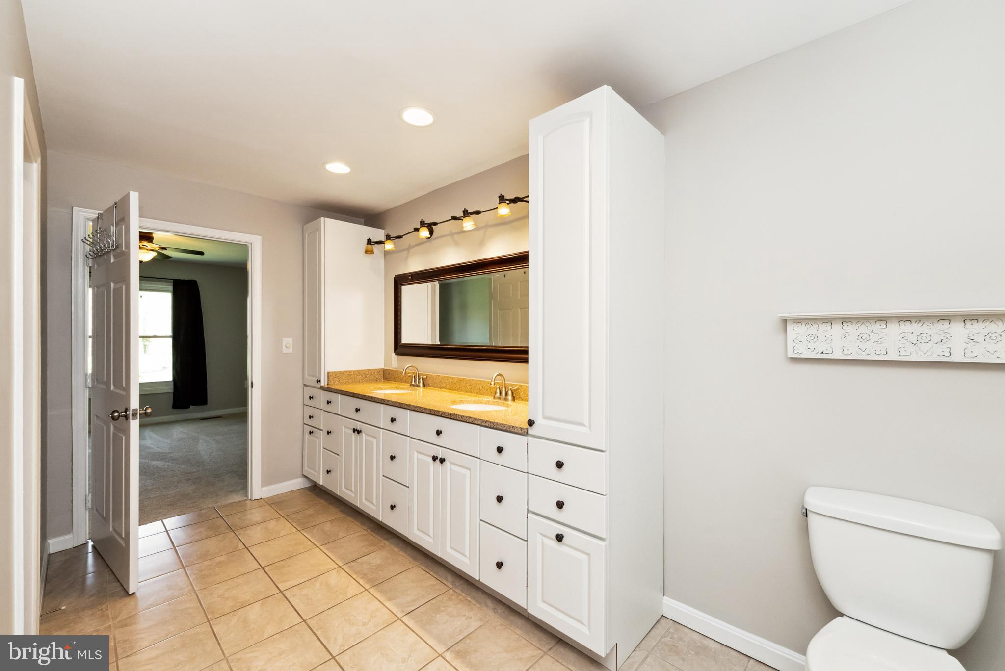 GOLDEN HILL ESTS - Residential