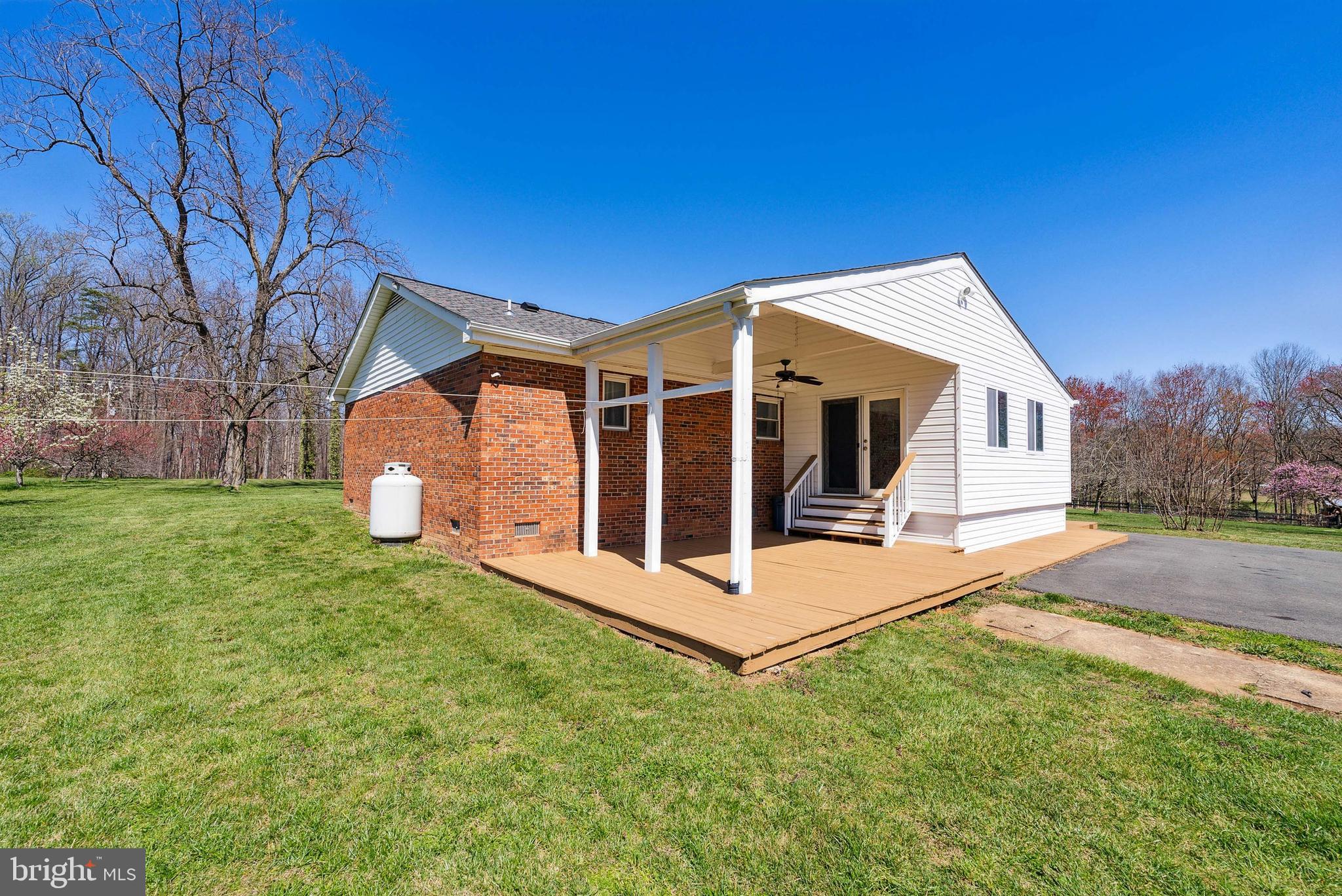 GOLDEN HILL ESTS - Residential