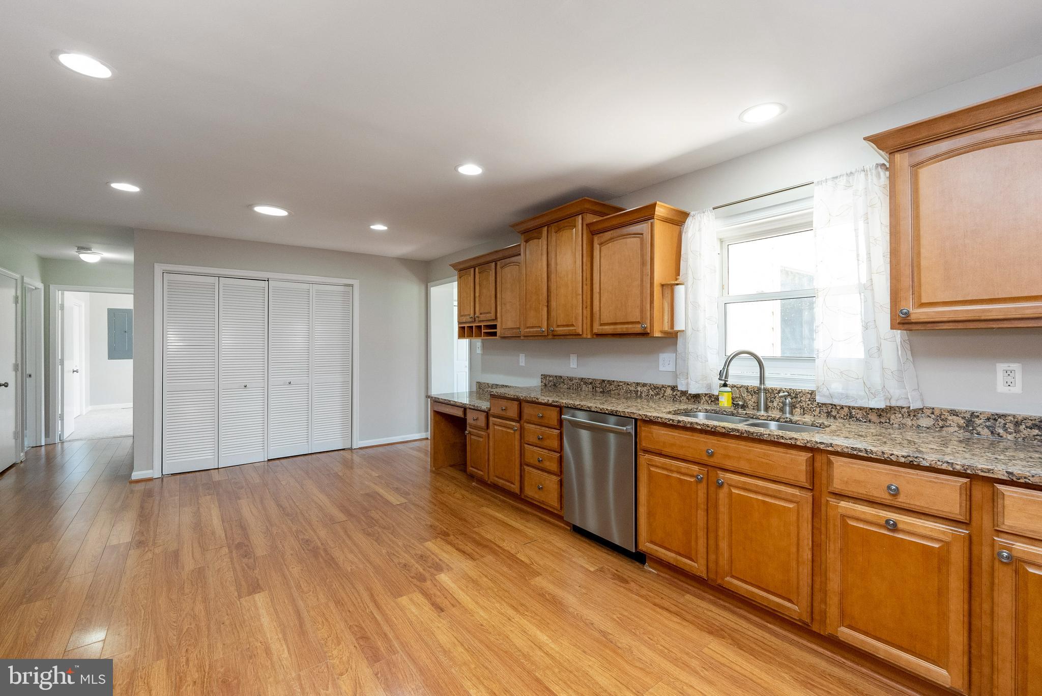 GOLDEN HILL ESTS - Residential