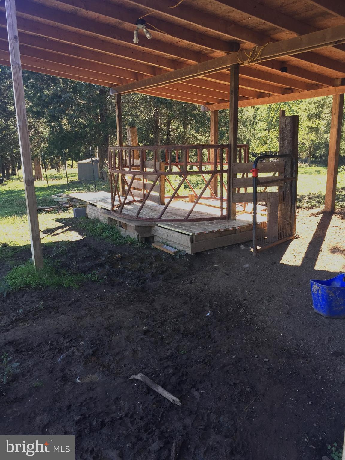 GOLDEN HILL ESTS - Residential