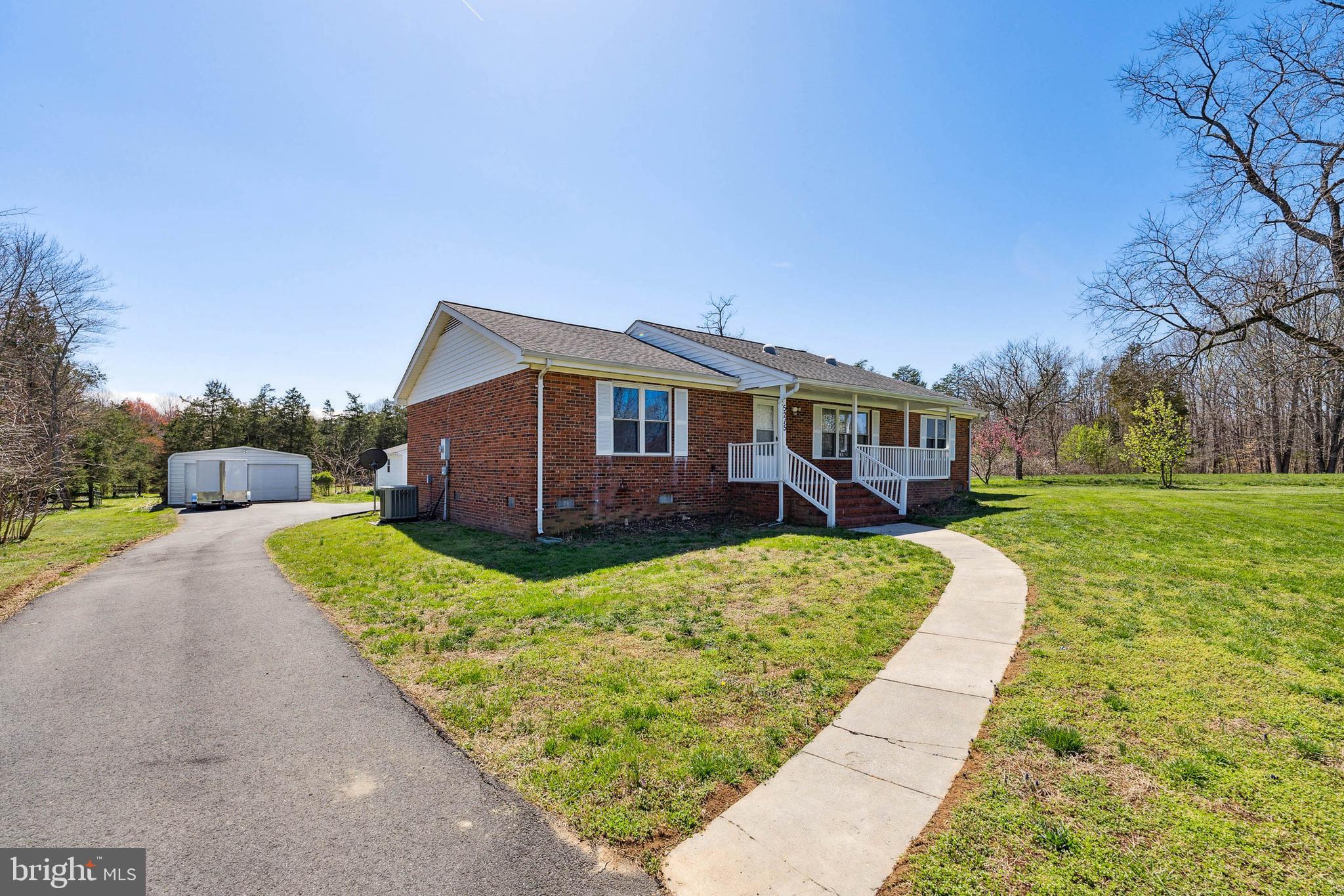 GOLDEN HILL ESTS - Residential