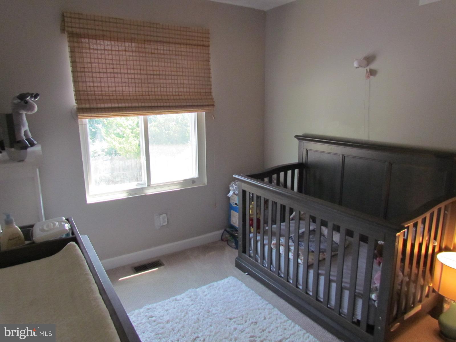 WHISPERING WOODS - Residential