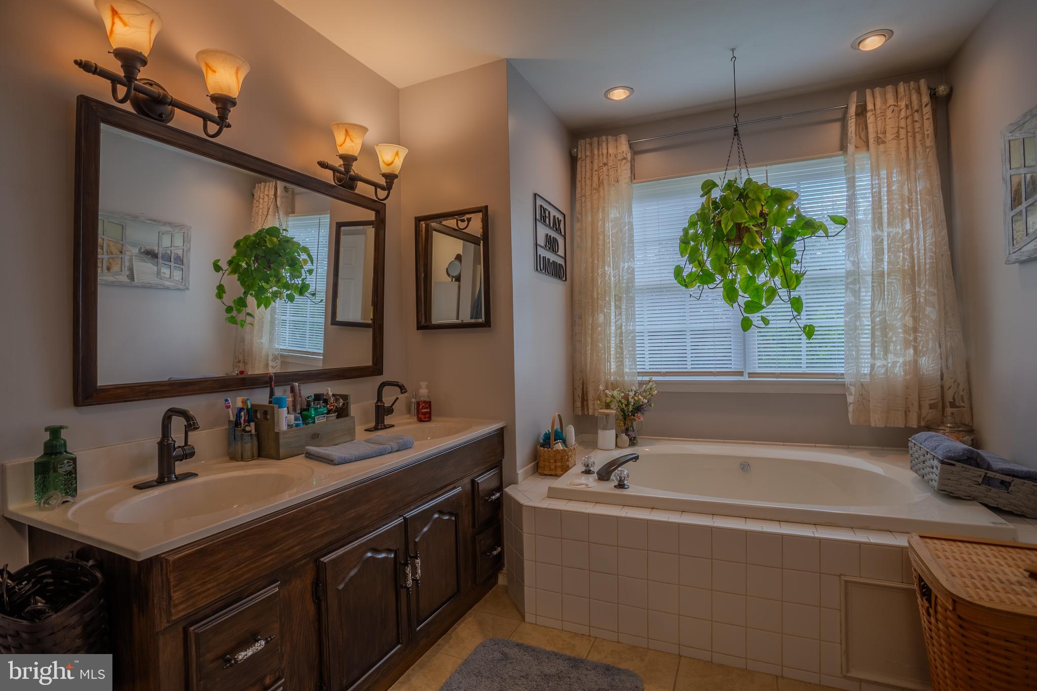 DUCHESS ESTATES - Residential