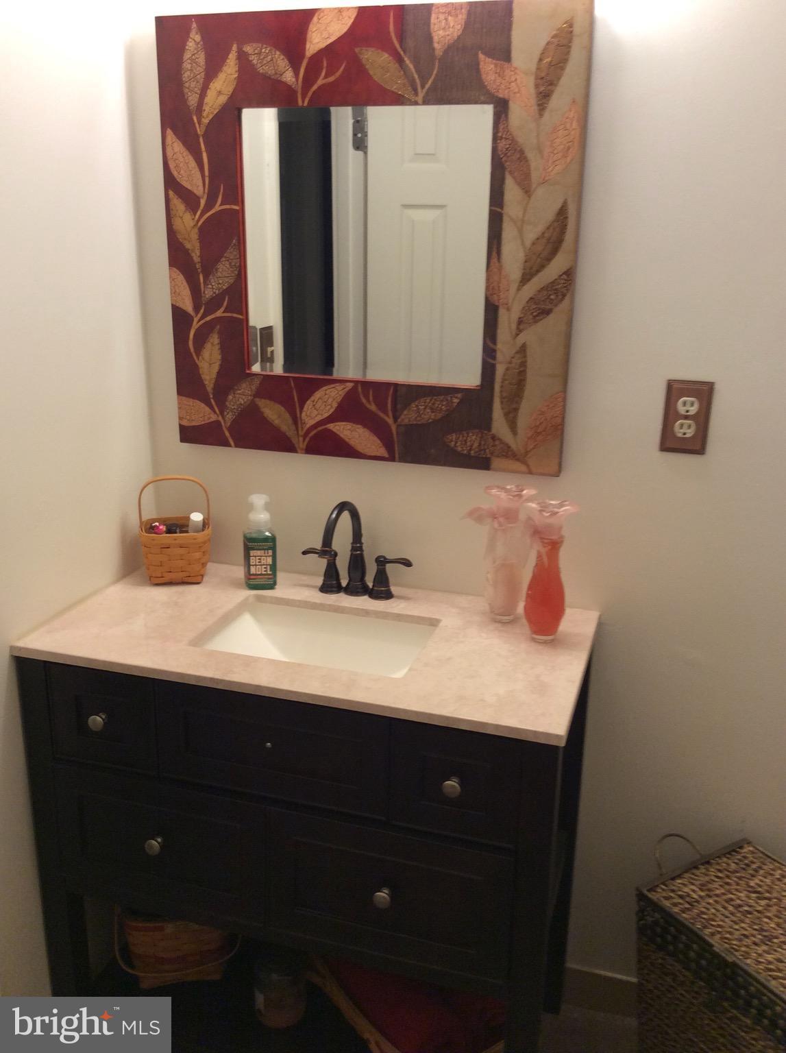 KINGS POINT - Residential