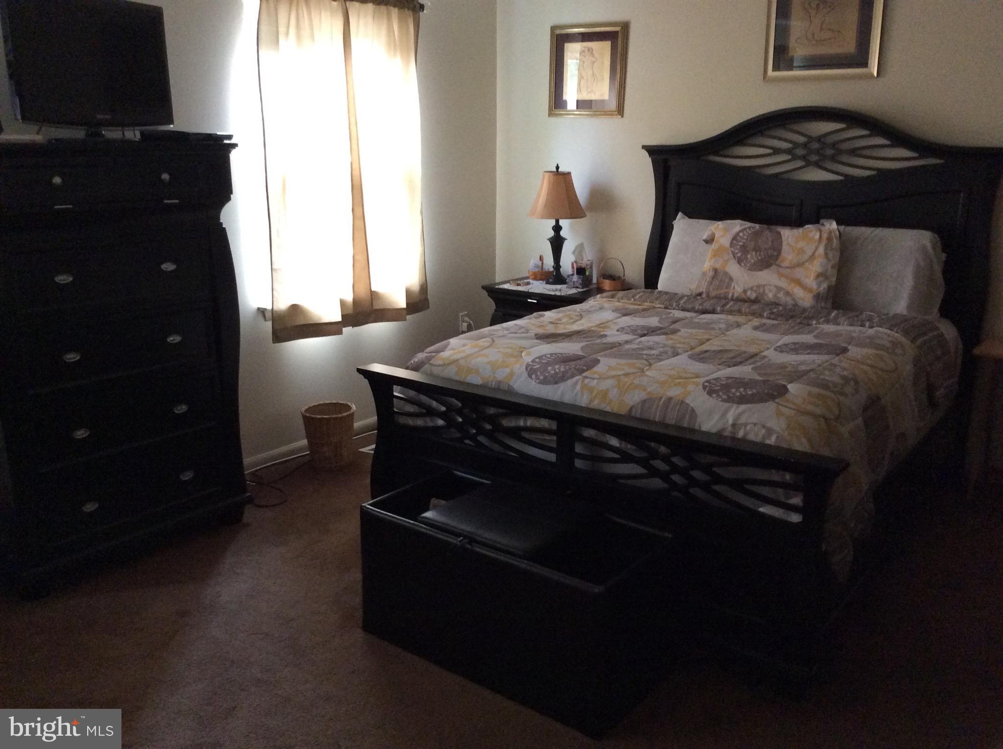 KINGS POINT - Residential