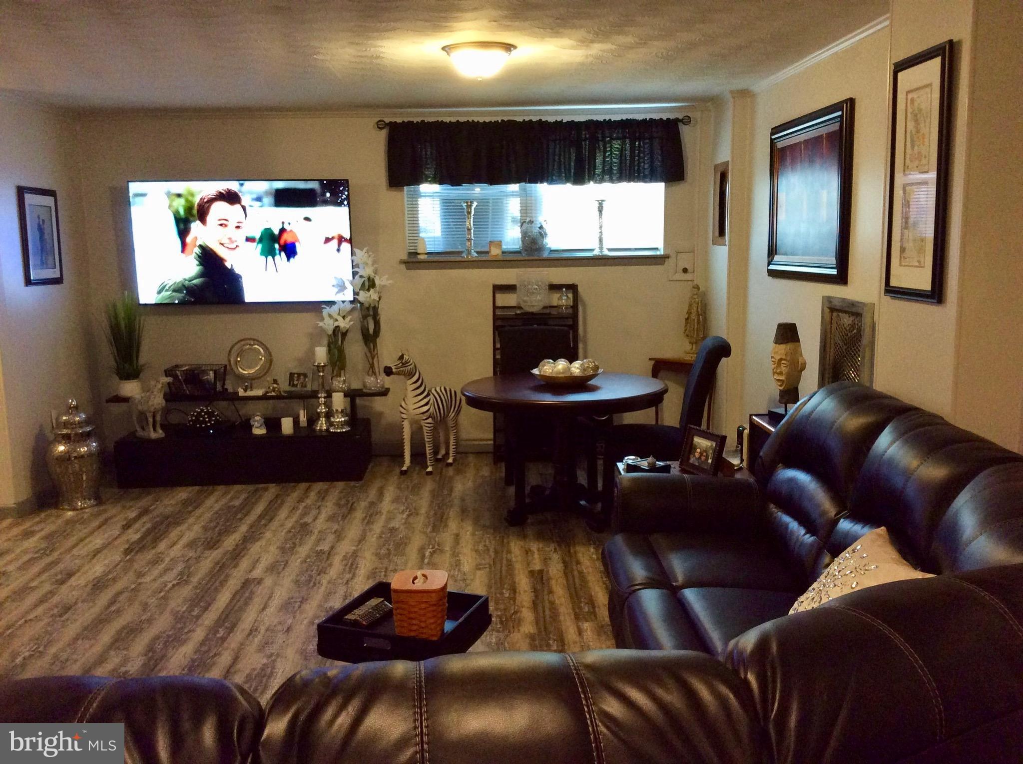 KINGS POINT - Residential