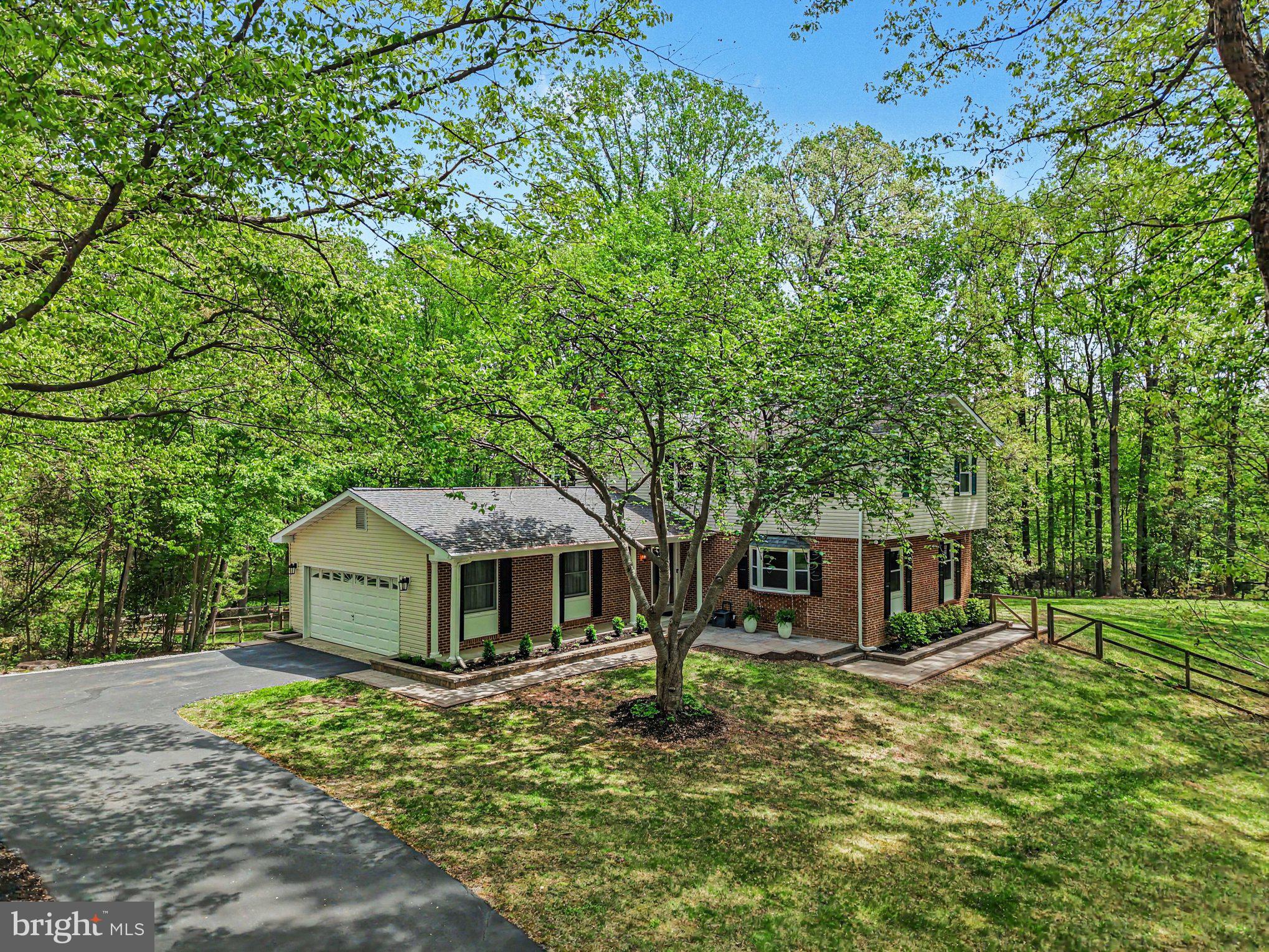 CARRIAGE HILL ESTATES - Residential