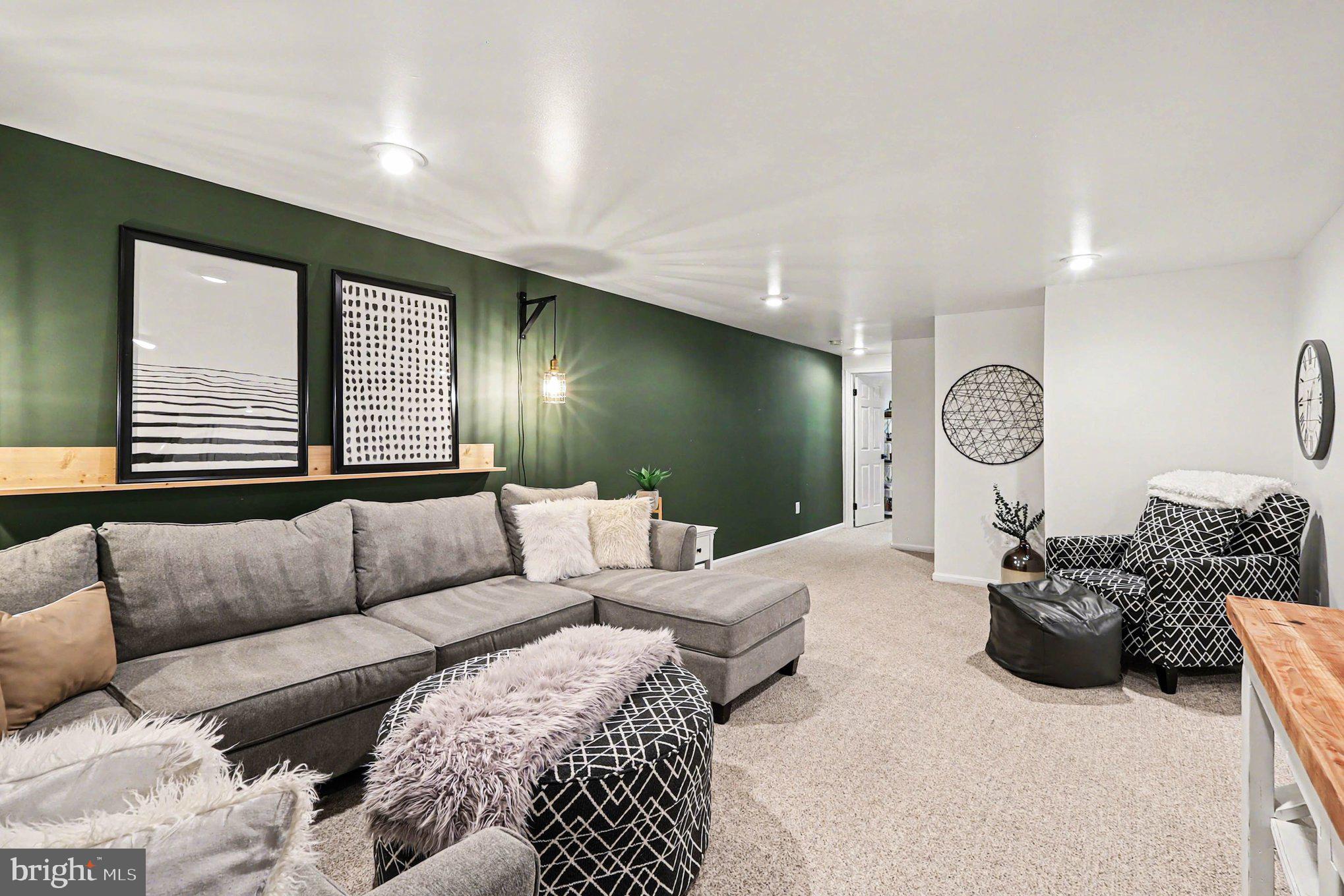 CARRIAGE HILL ESTATES - Residential